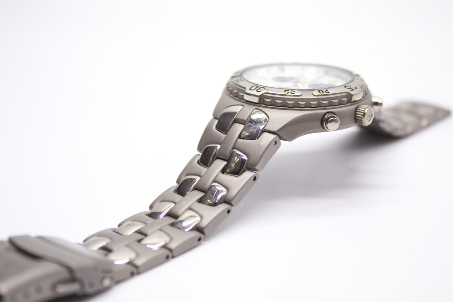 1990s Gruen Titanium Quartz Chronograph 'Panda Dial' Men's Wrist-Watch