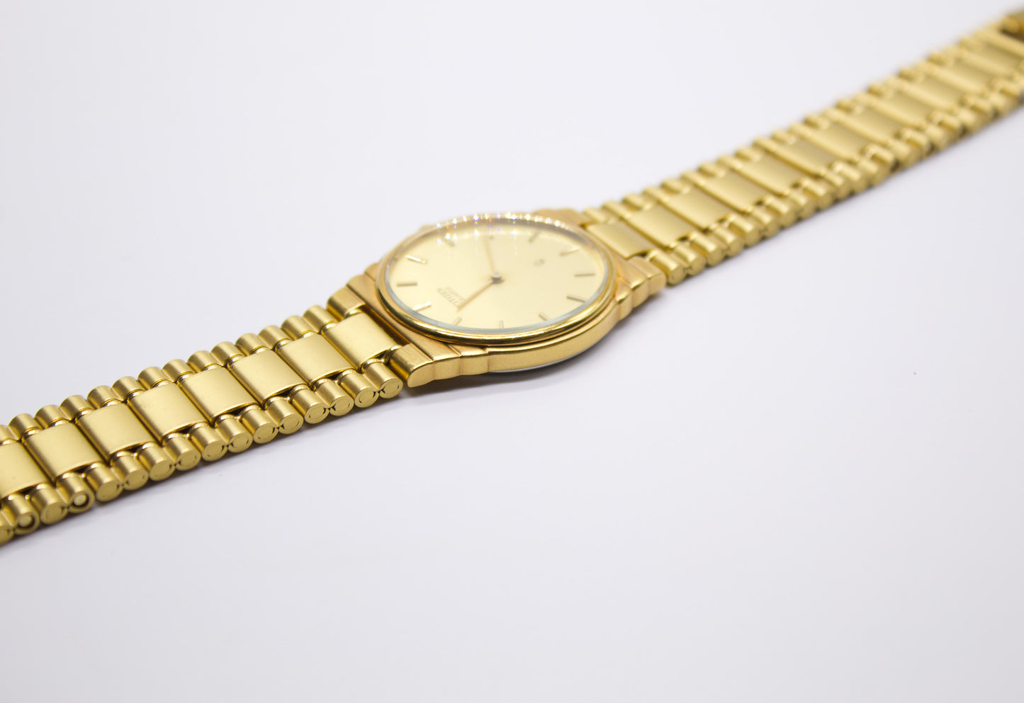 1990s Citizen Gold Toned Dial Men's Sports Dress Watch