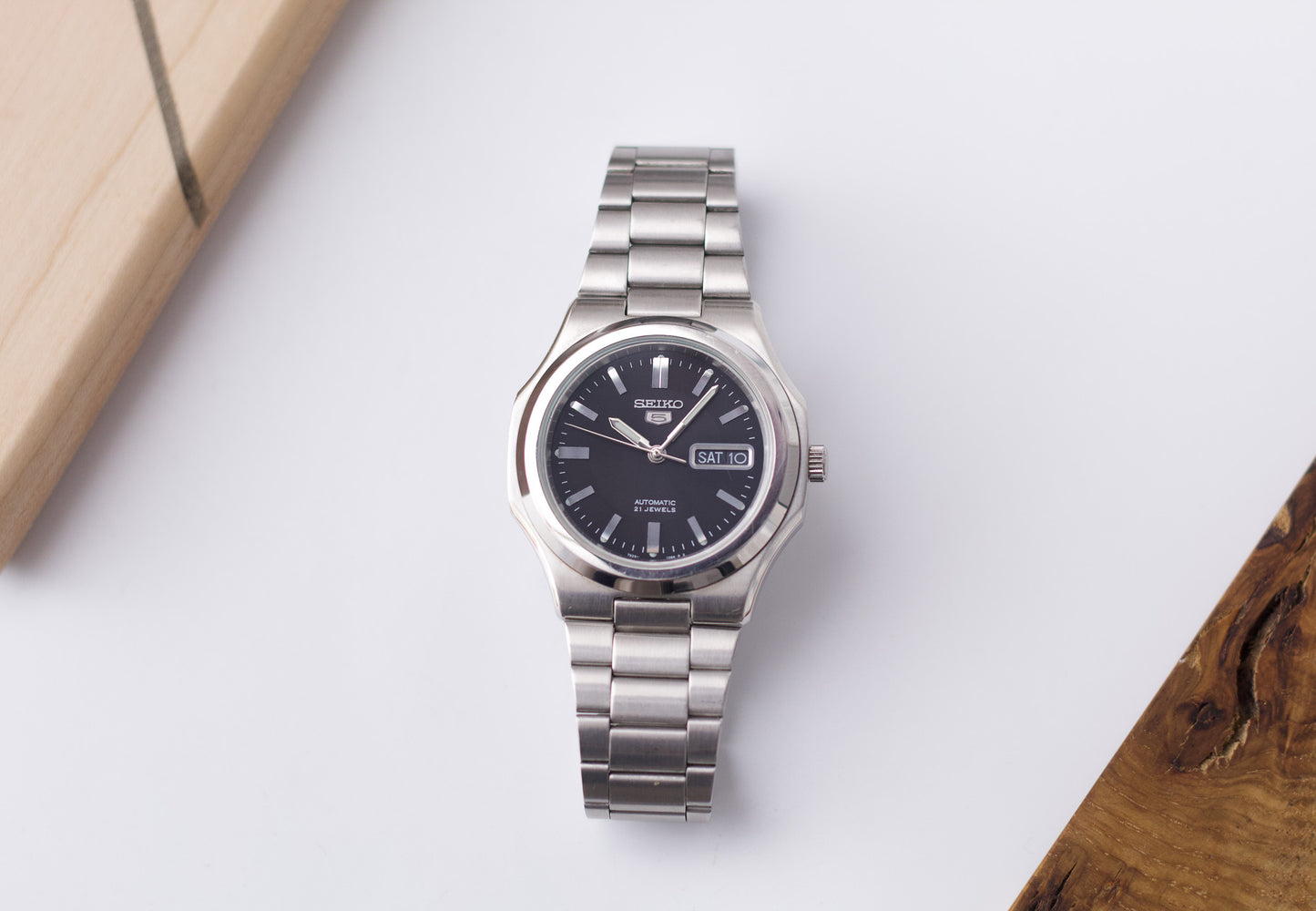Seiko 5 'Seikonaut' Black Sunburst Dial Men's Wrist-Watch