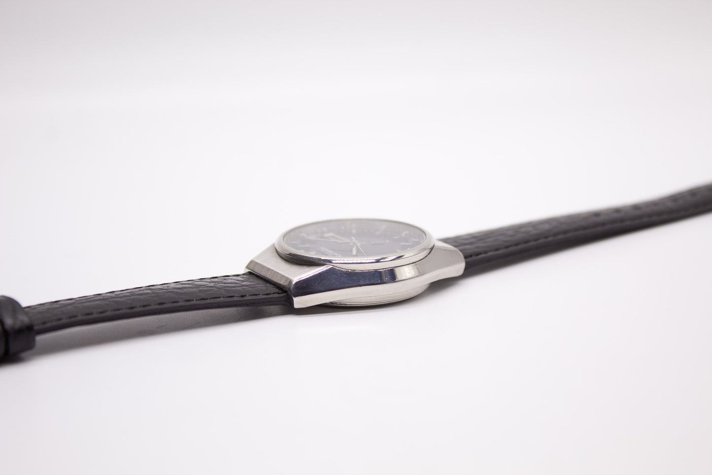 1976 Seiko King Quartz Marine Blue Sunburst Dial Men's Wrist-Watch
