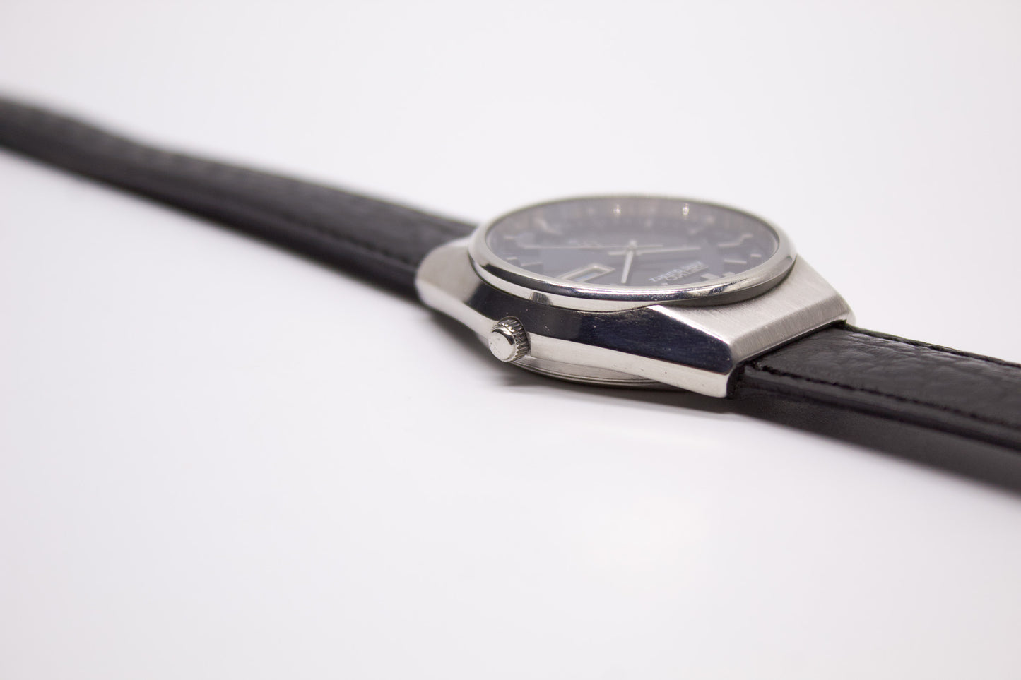 1976 Seiko King Quartz Marine Blue Sunburst Dial Men's Wrist-Watch