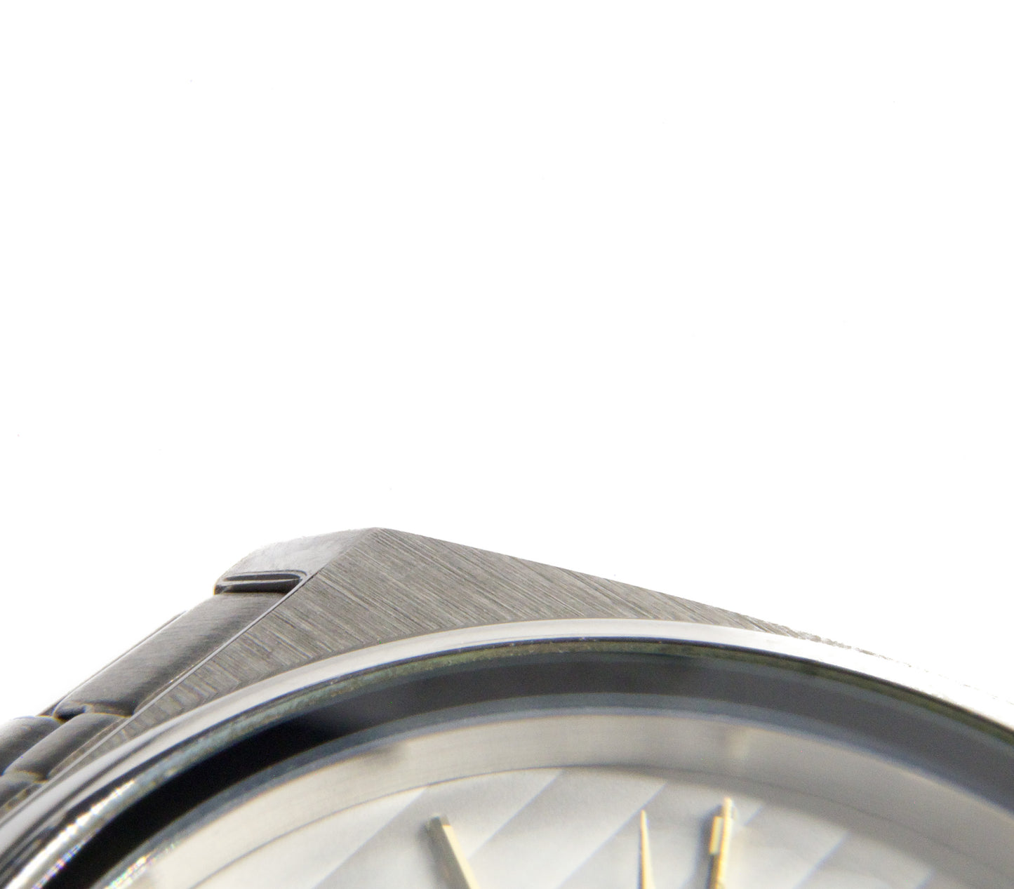 2000 Seiko 5 Pearl White Linear Dial Men's Wrist-Watch W/Box & Papers