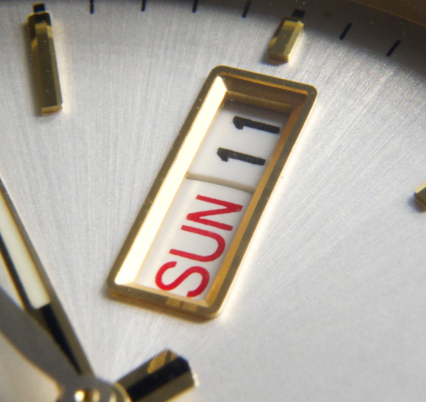 1990s Pulsar 'Day-Date' Silver Sunburst Two Tone Men's Wrist-Watch