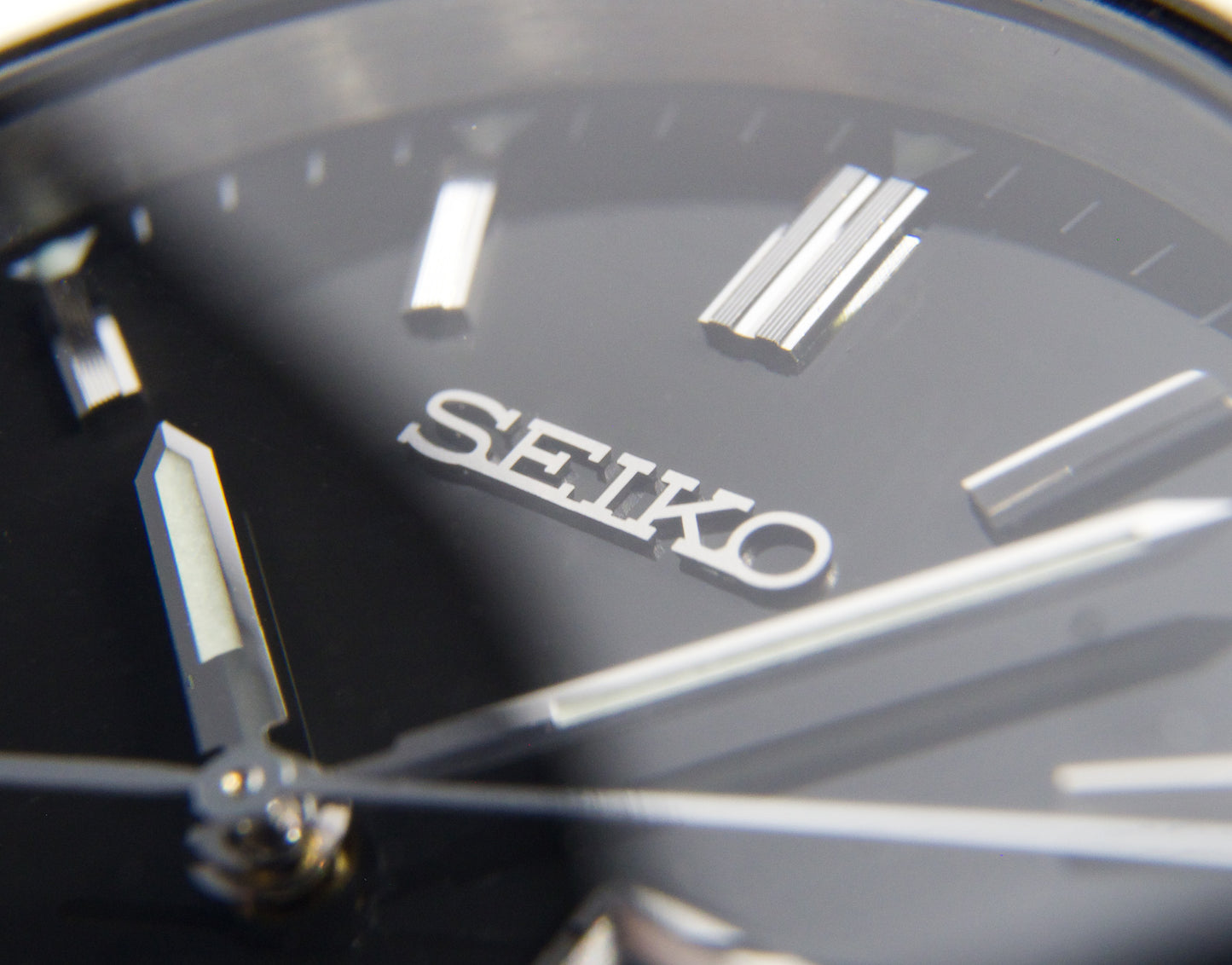 1999 Seiko Quartz Deep Inky Black Dial Men's Wrist-Watch