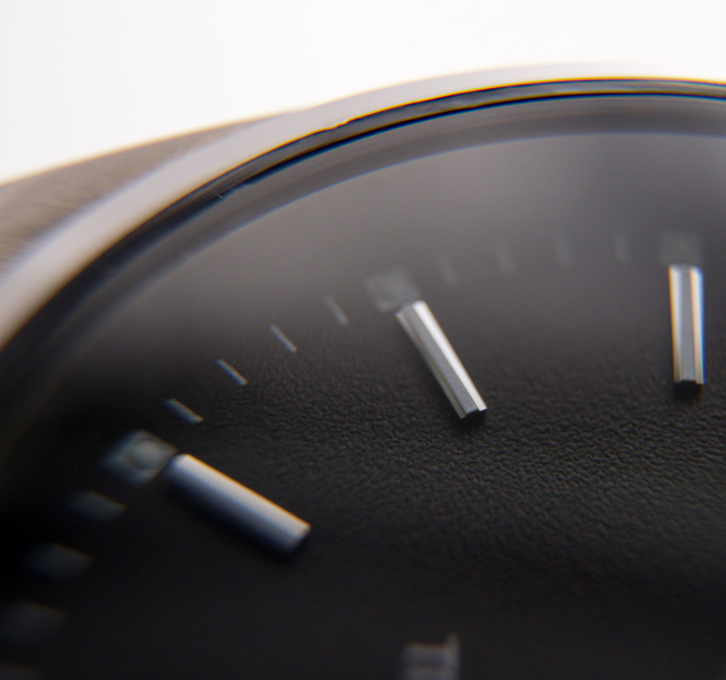 1990s Seiko Titanium Matte Gray Men's Quartz Wrist-Watch