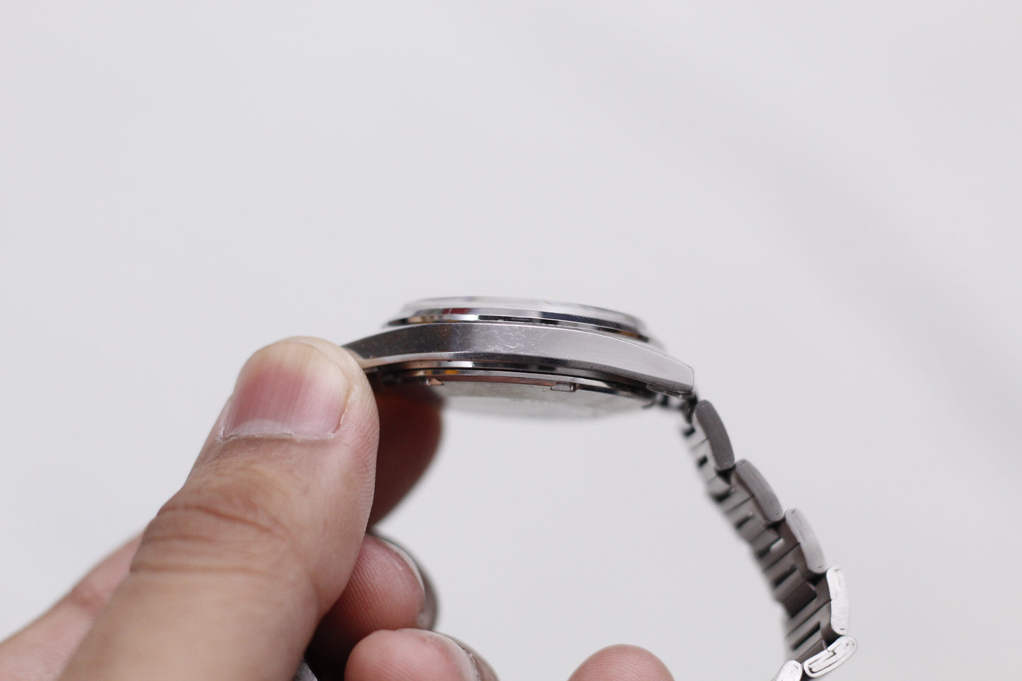 1981 Seiko 5 Automatic Marine Blue Sunburst Dial