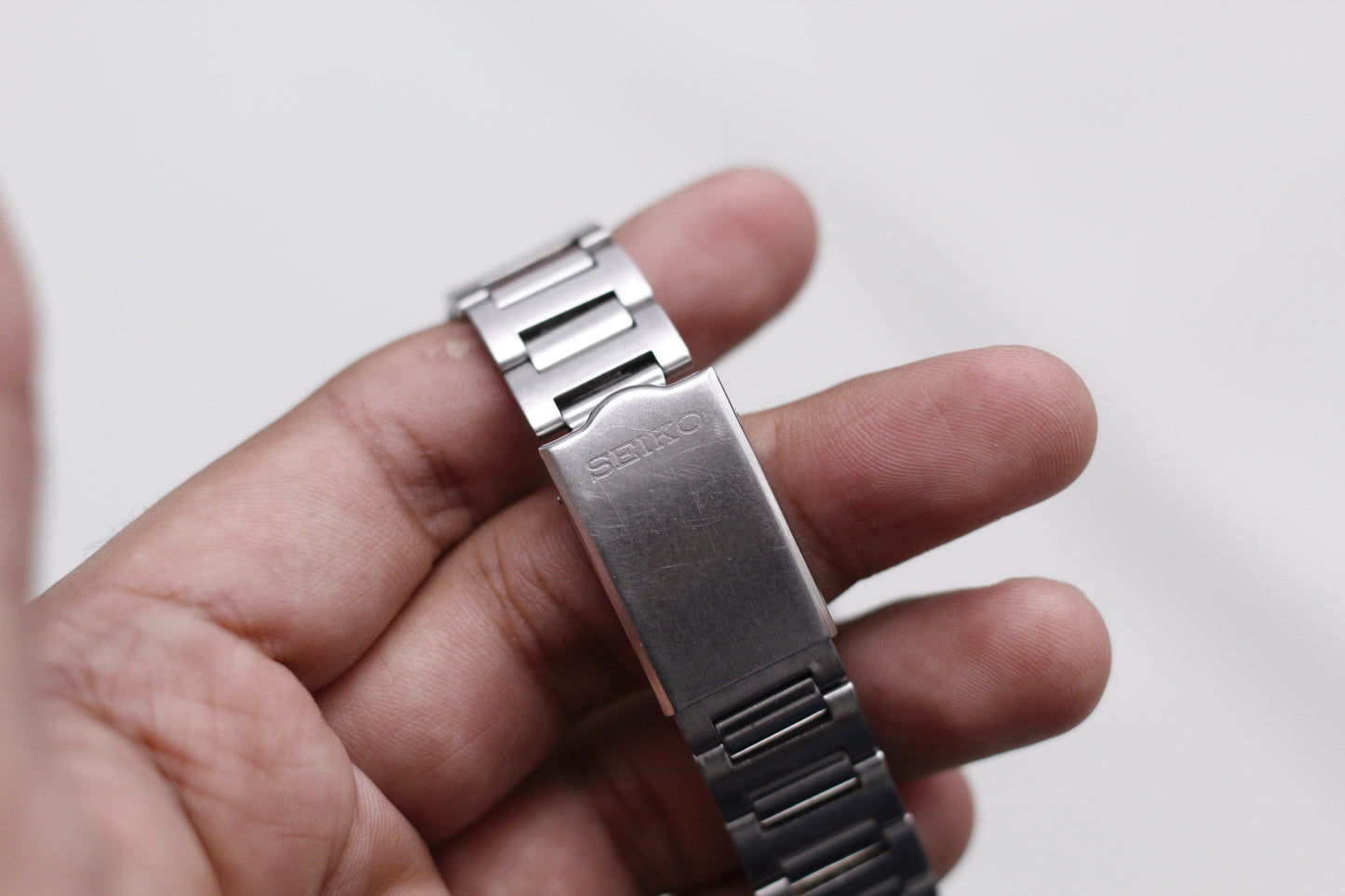 1981 Seiko 5 Automatic Marine Blue Sunburst Dial