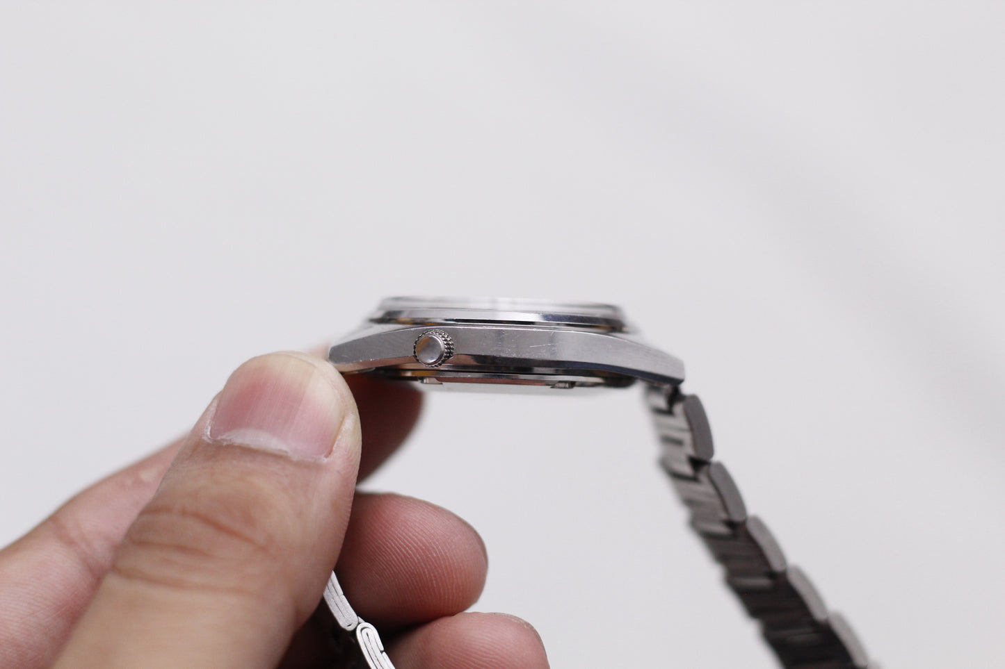 1981 Seiko 5 Automatic Marine Blue Sunburst Dial