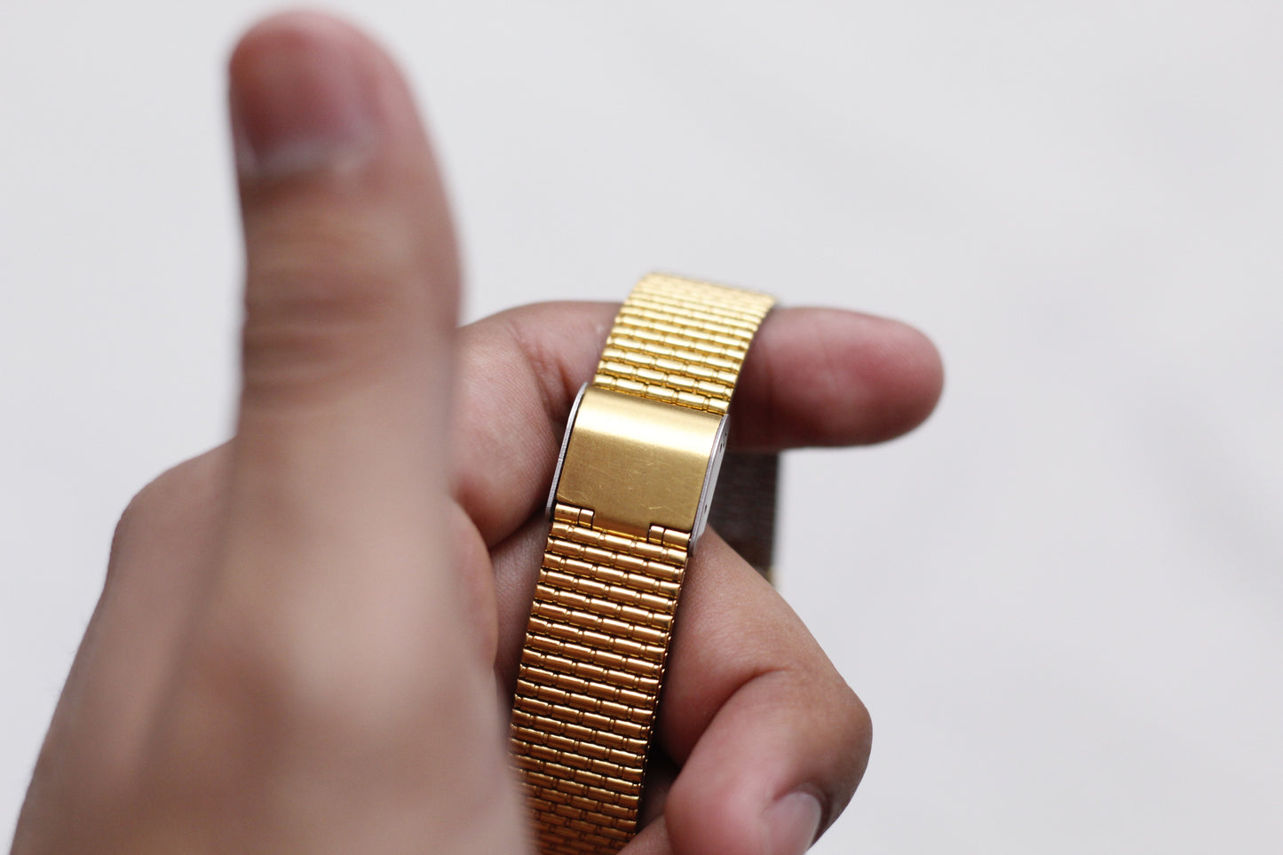 [Near Mint] 1988 Seiko Quartz Straight Grain Golden Dial Tank Style Men's Wrist-Watch W/Box & Papers