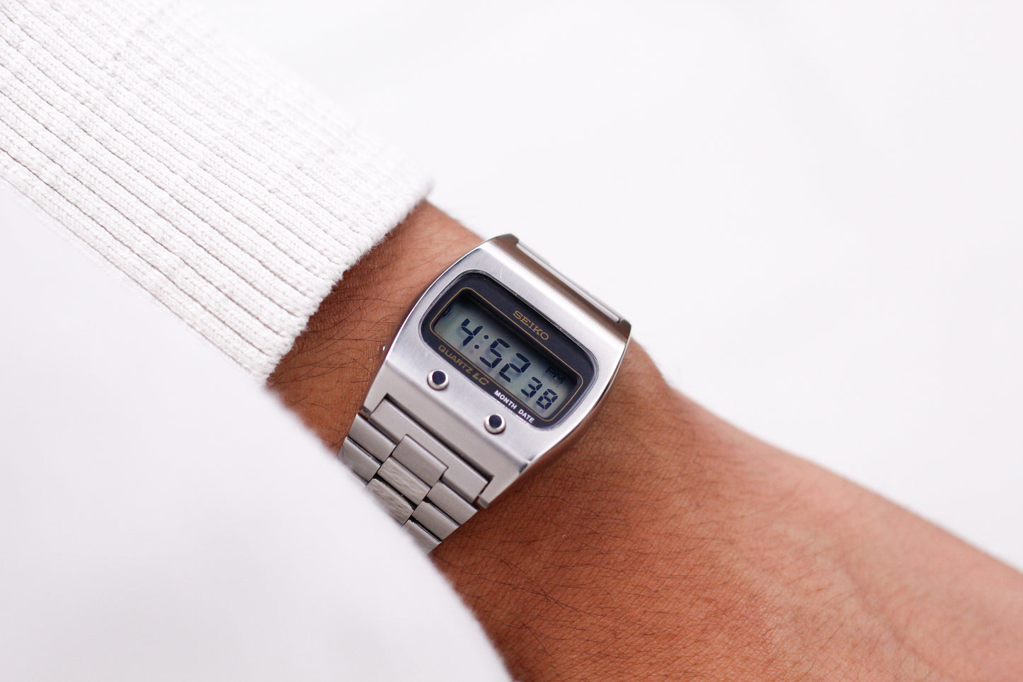 1976 Seiko Quartz LC Month-Date Digital Men's Wrist-Watch
