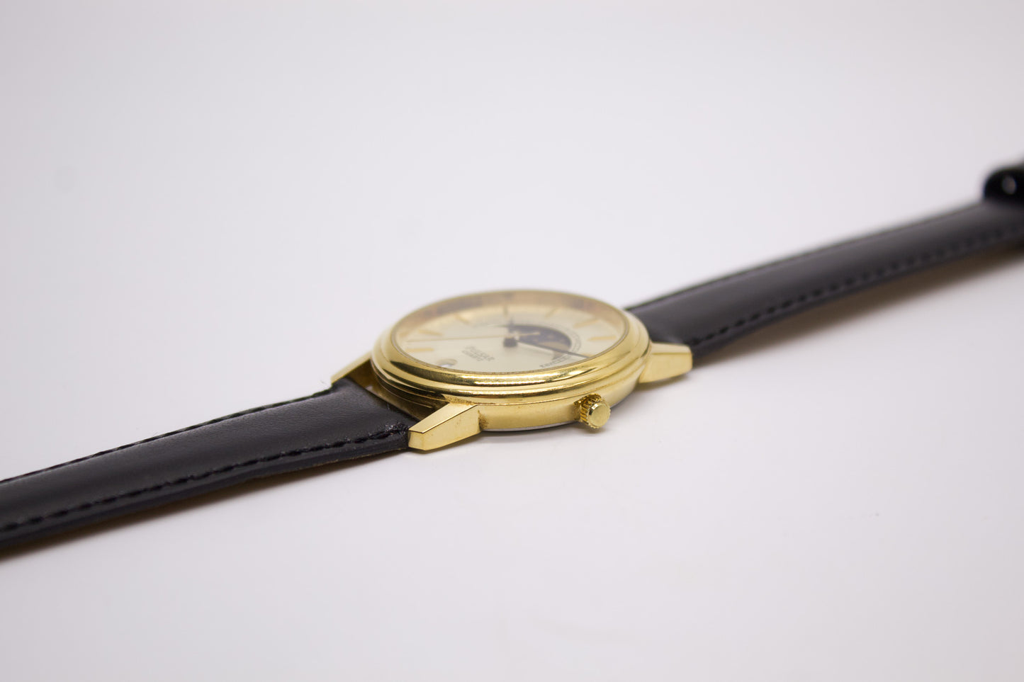 1991 Pulsar Quartz Moonphase Golden Dial Men's Wrist-Watch
