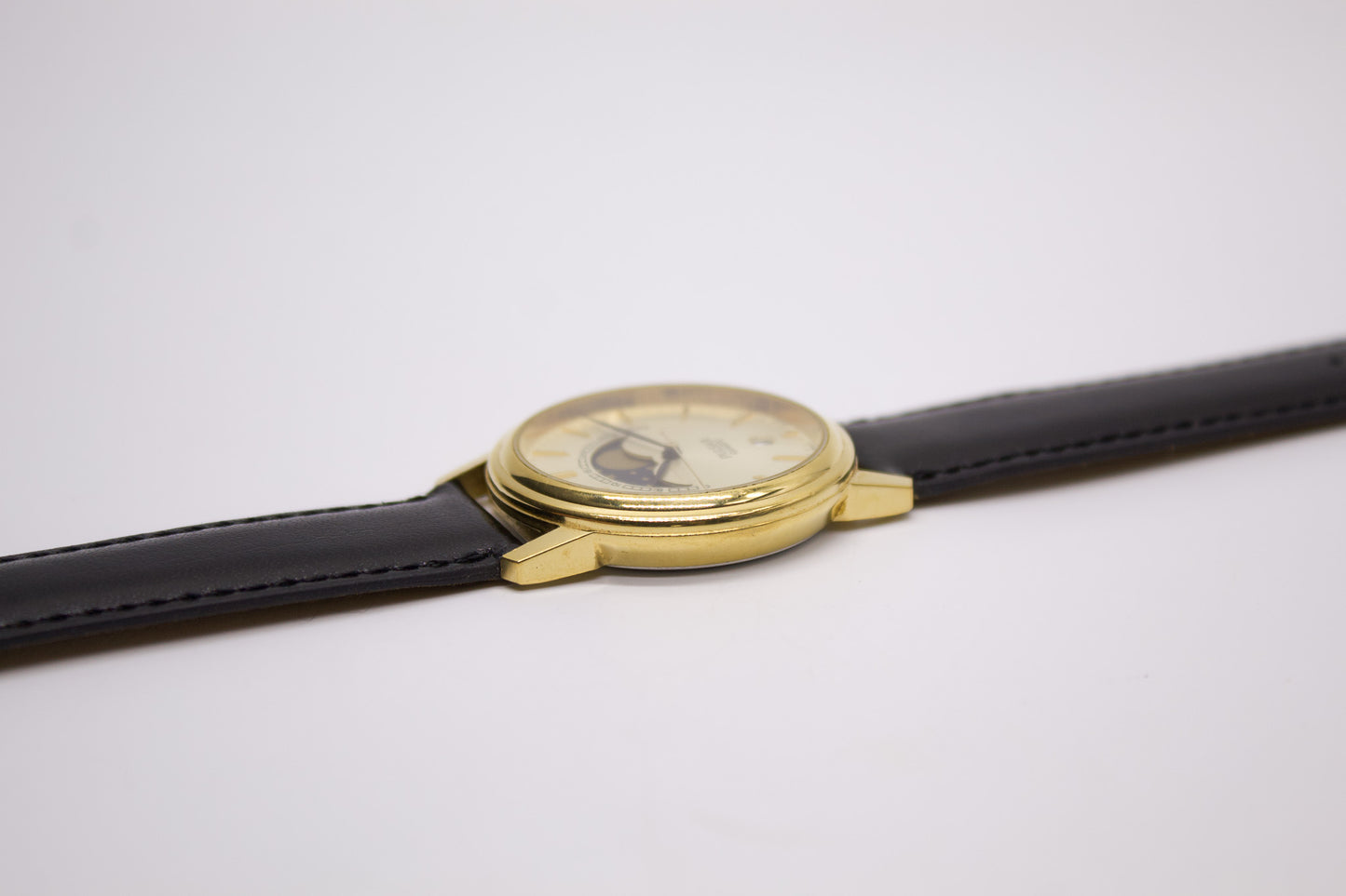1991 Pulsar Quartz Moonphase Golden Dial Men's Wrist-Watch