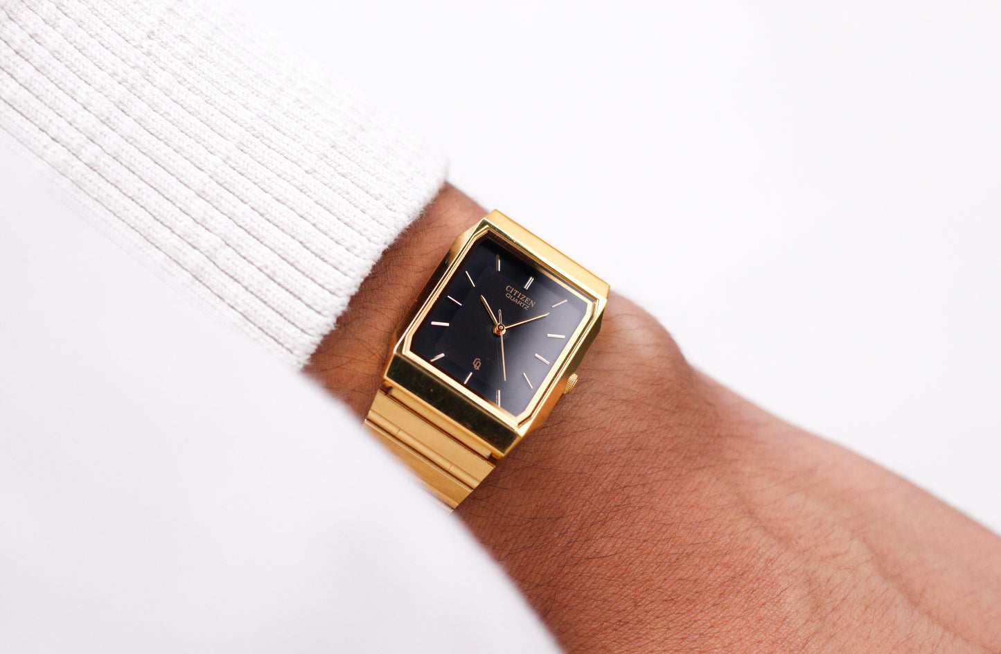 1989 Citizen Quartz I Black Dial Golden Tank Men's Wrist-Watch