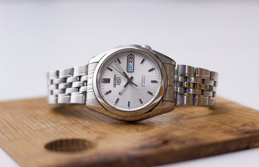 2008 Seiko 5 'Ghost Logo Dial' Automatic Men's Wrist-Watch