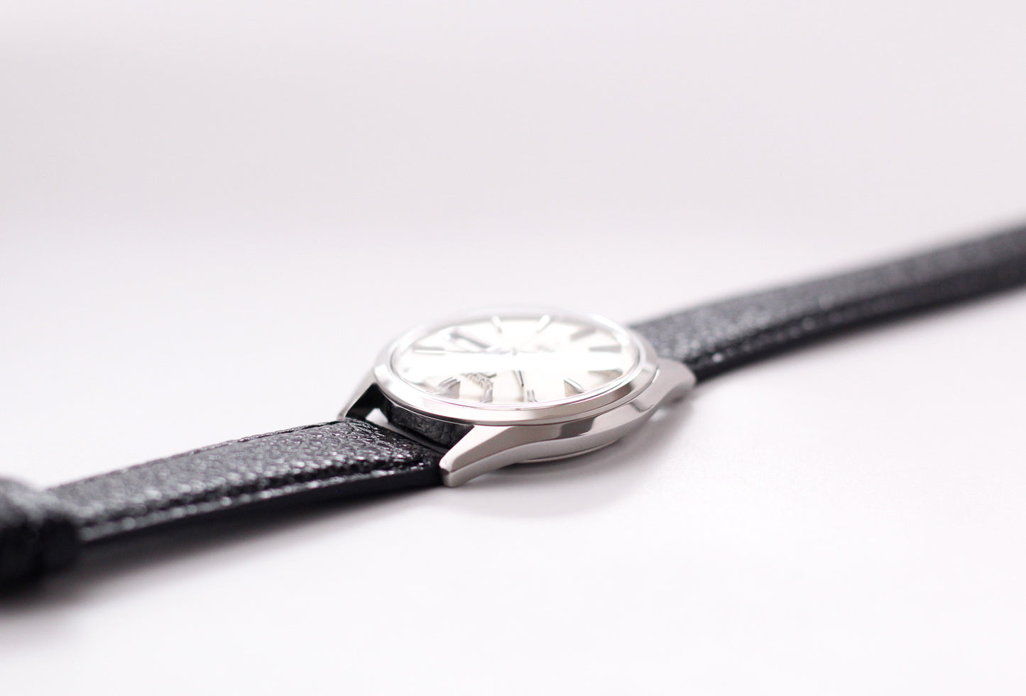 [Serviced] 1968 Seiko 5 Deluxe Silver Sunburst Dial Men's Wrist Watch