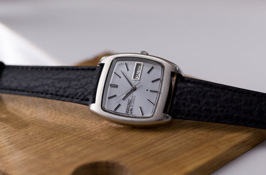 1971 Seiko Lord-Matic Metallic Blue Sunburst Dial Men's Wrist-Watch