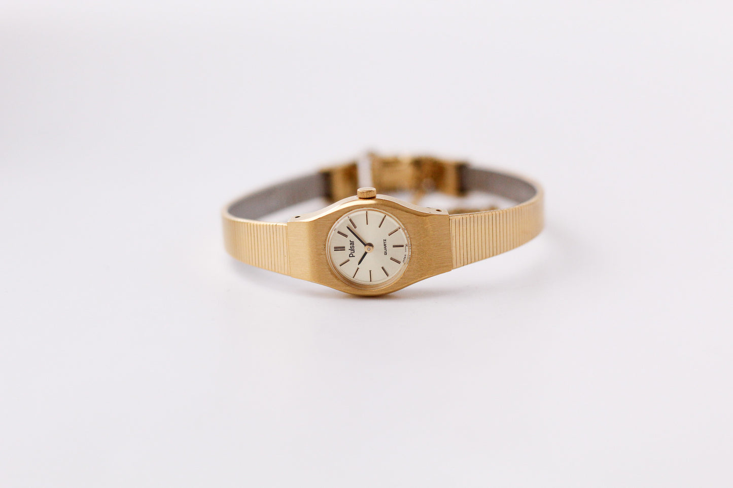 1994 Pulsar Quartz Brilliant Golden Sunburst Dial Ladies' Wrist-Watch