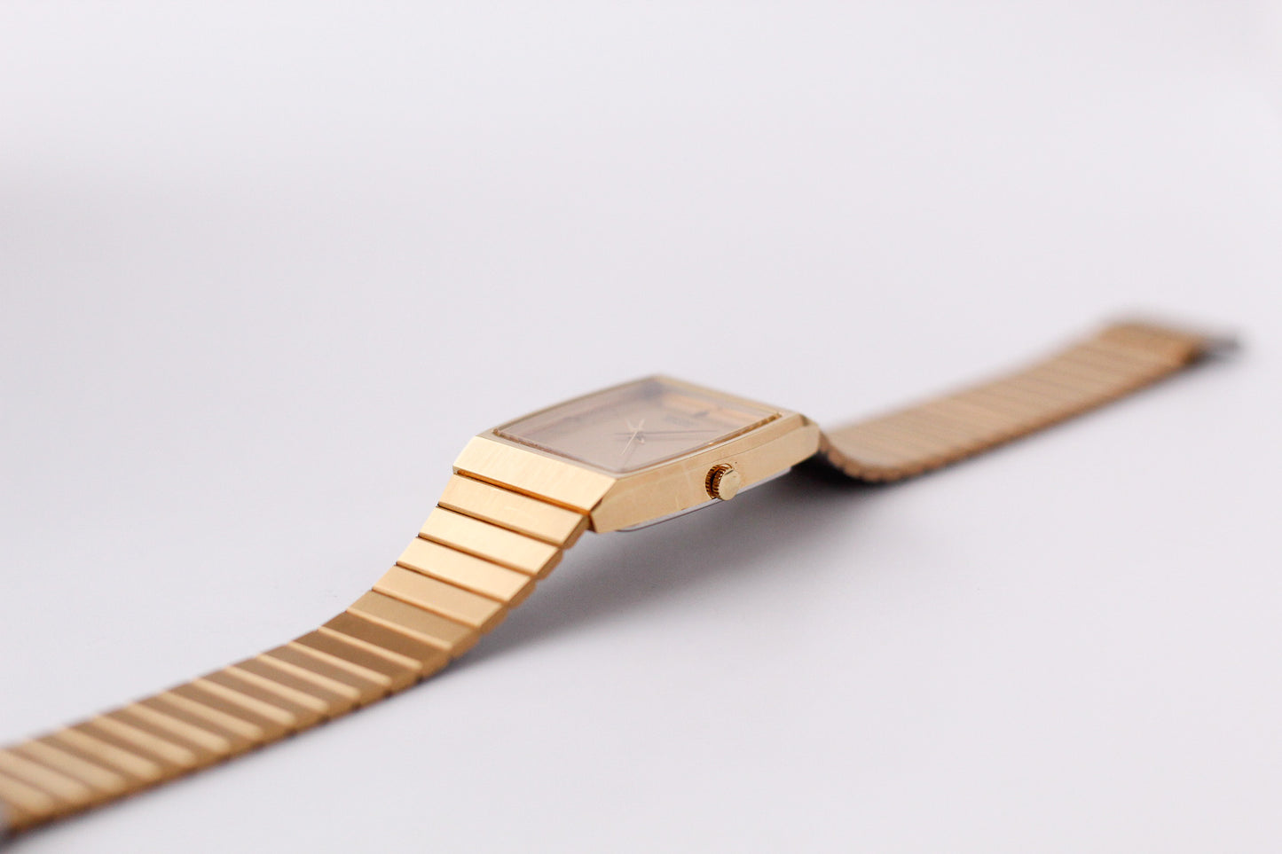 1988 Seiko Quartz Golden Tank Men's Wrist Watch