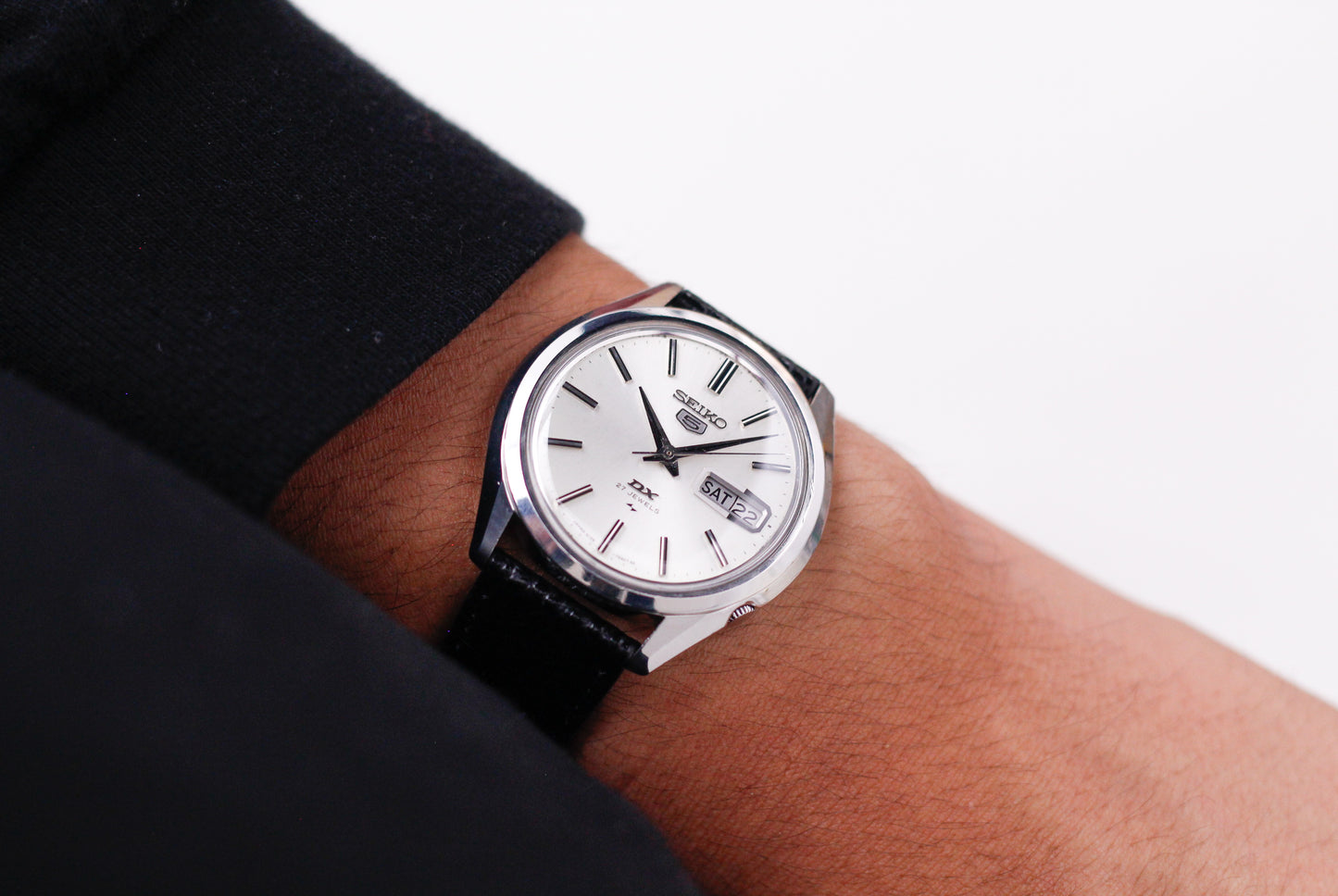 [Serviced] 1968 Seiko 5 Deluxe Silver Sunburst Dial Men's Wrist Watch