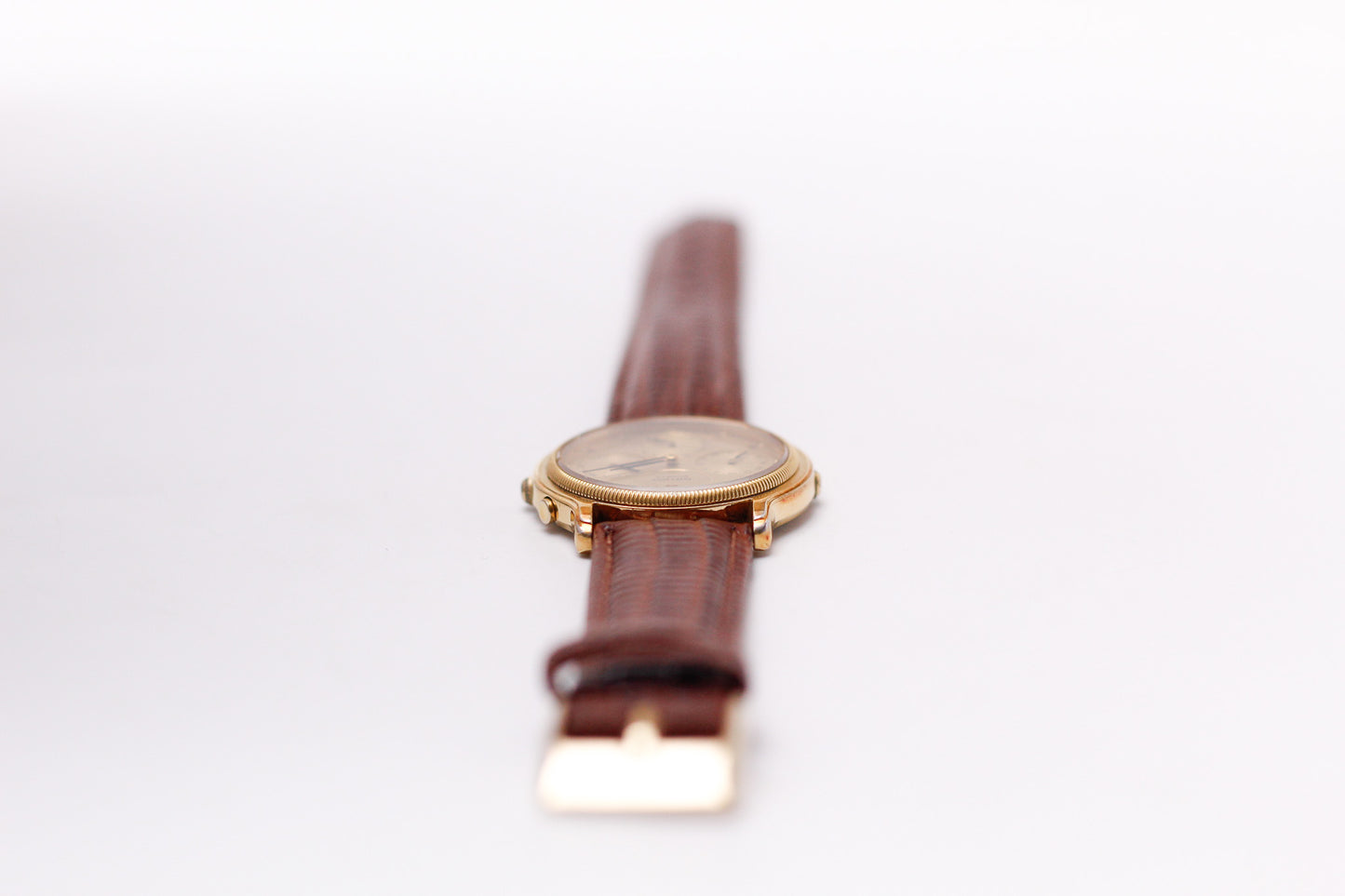 1987 Seiko Quartz Moon-Phase Golden Sunburst Dial Men's Wrist-Watch