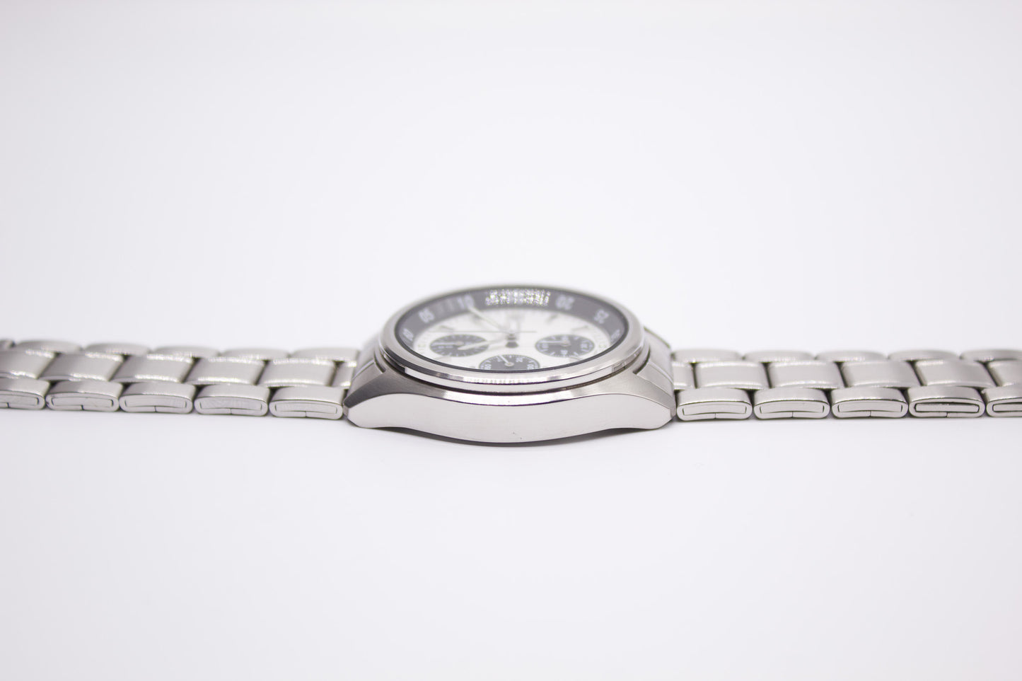 2005 Seiko Quartz Panda Chronograph Men's Wrist-Watch