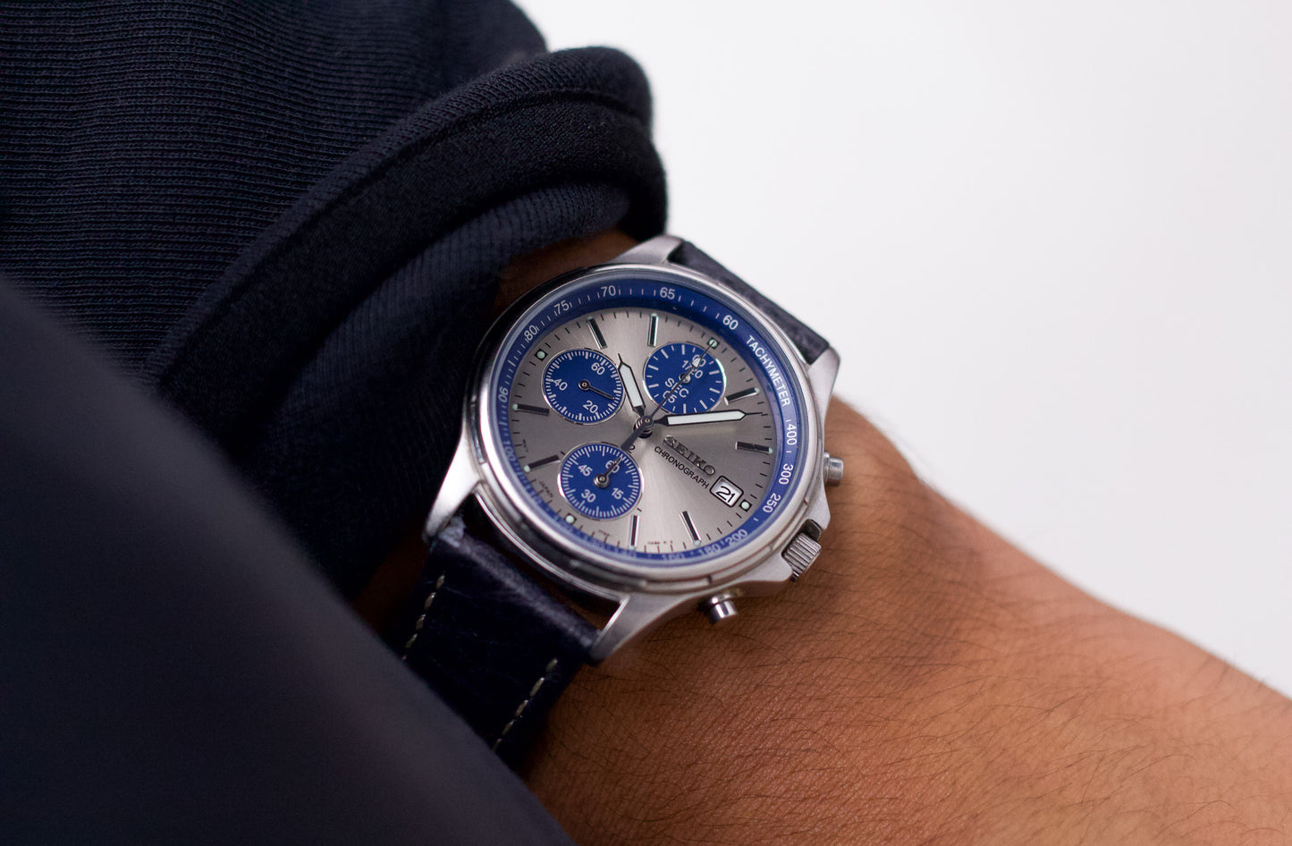 2003 Seiko Quartz Chronograph Gray Sunburst Dial Men's Wrist-Watch