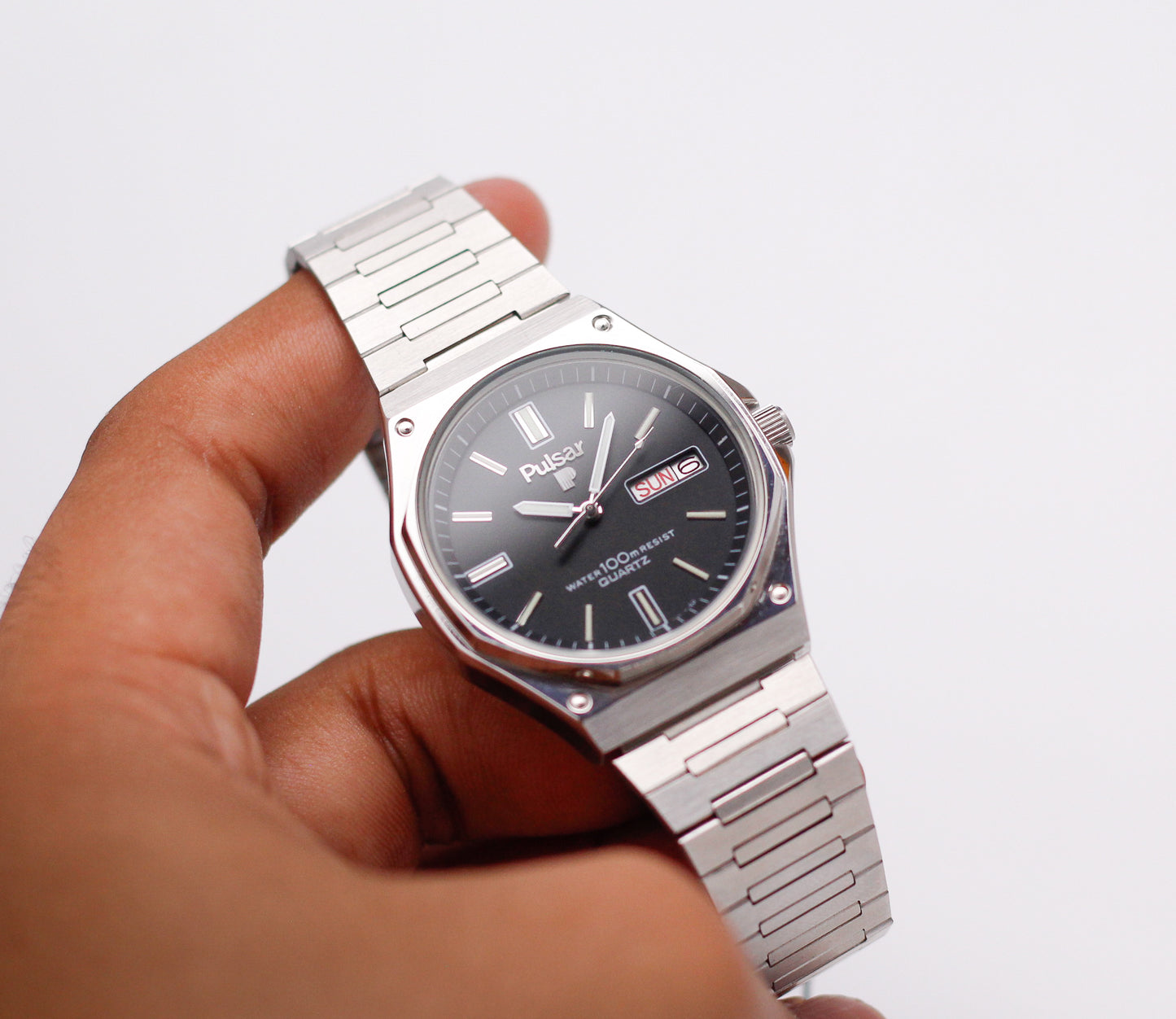 [Near Mint] 1983 Puslar Quartz Matte Black Dial Men's Wrist-Watch W/Tag