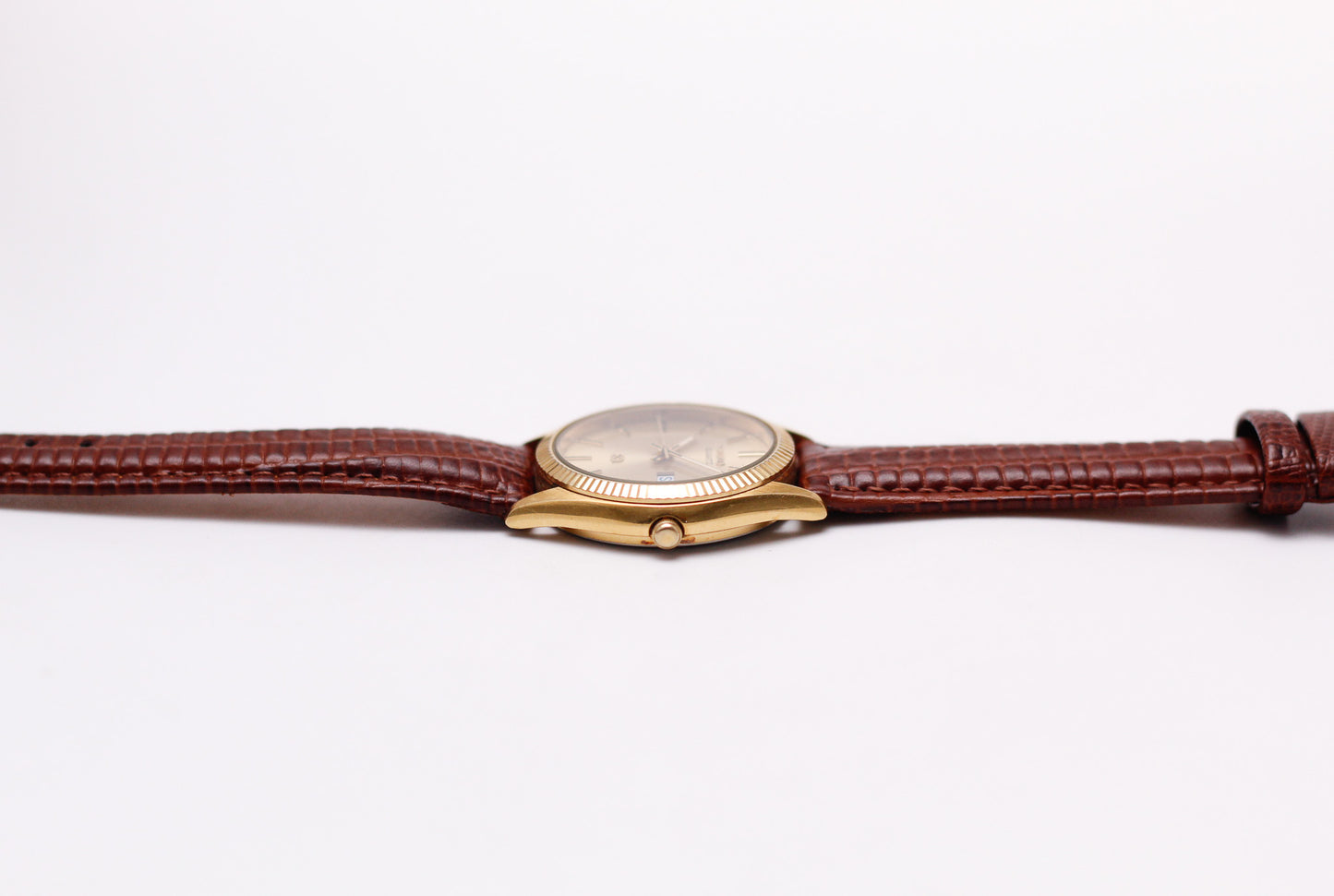 1985 Seiko SQ Quartz Brushed Golden Dial Fluted Bezel Men's Wrist-Watch