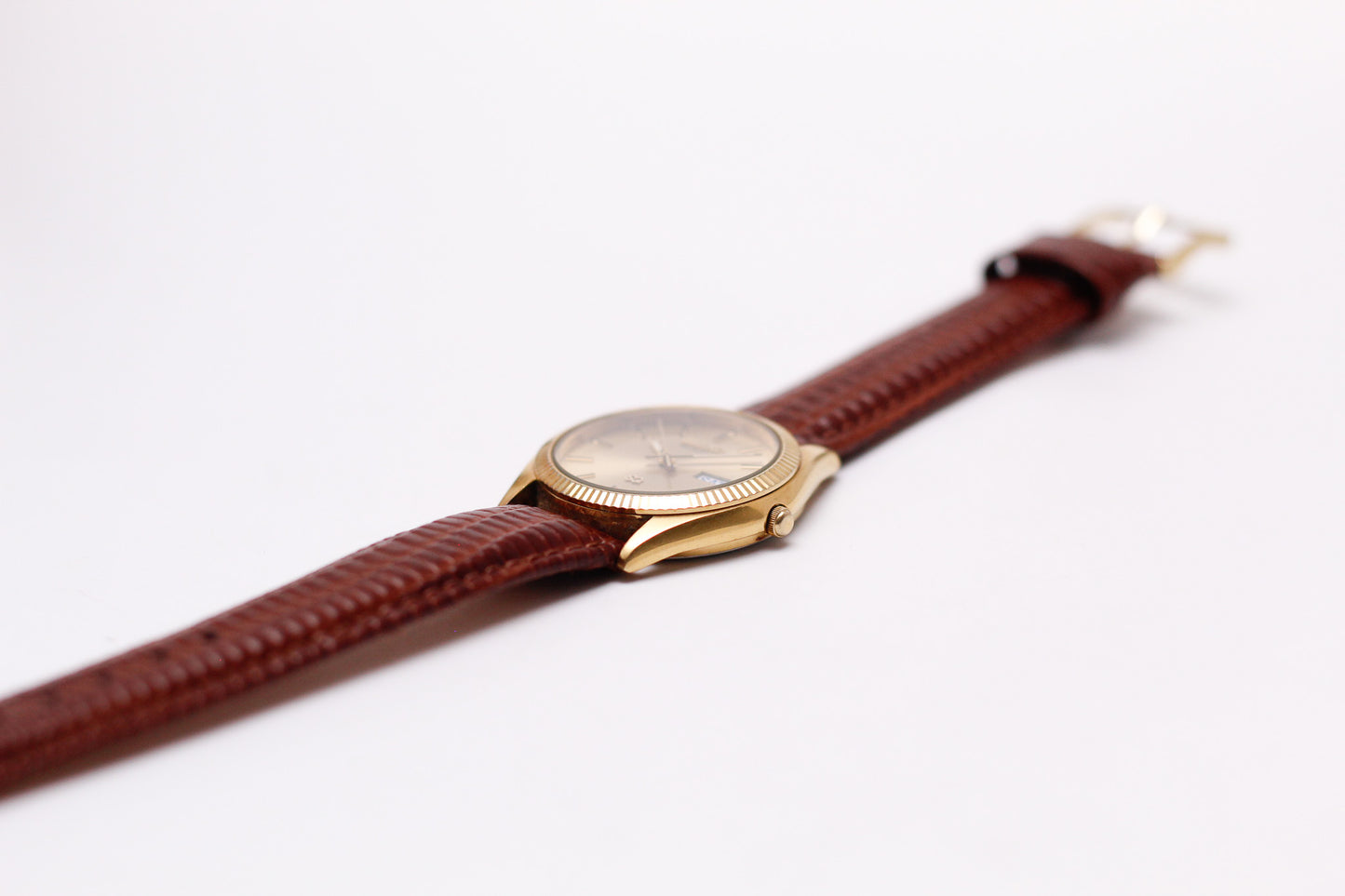 1985 Seiko SQ Quartz Brushed Golden Dial Fluted Bezel Men's Wrist-Watch
