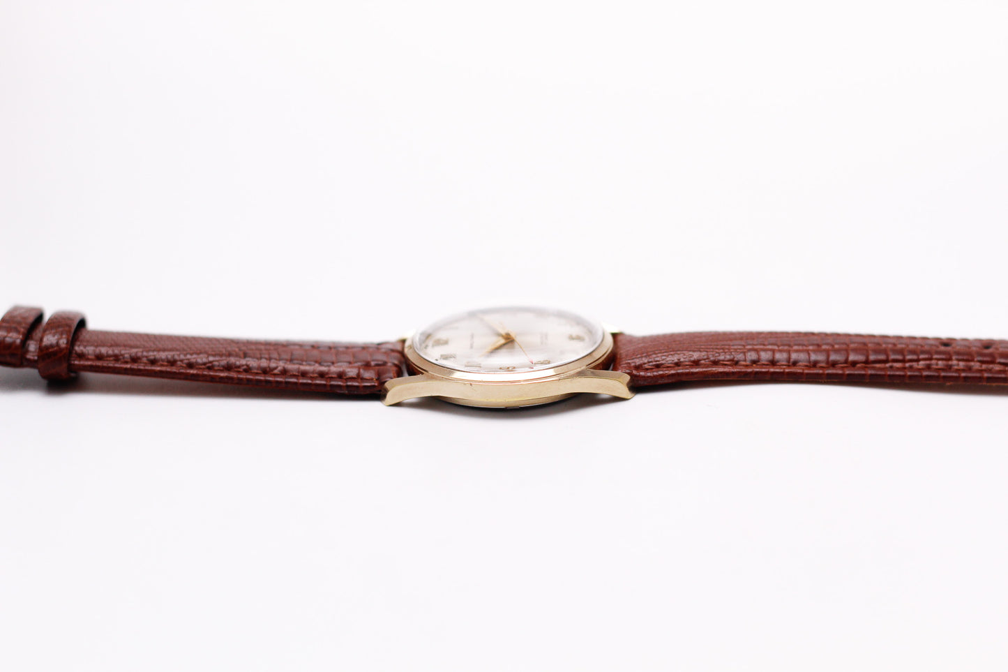 [Serviced] 1969 Waltham Mechanical Champagne Sunburst Dial Men's Wrist-Watch
