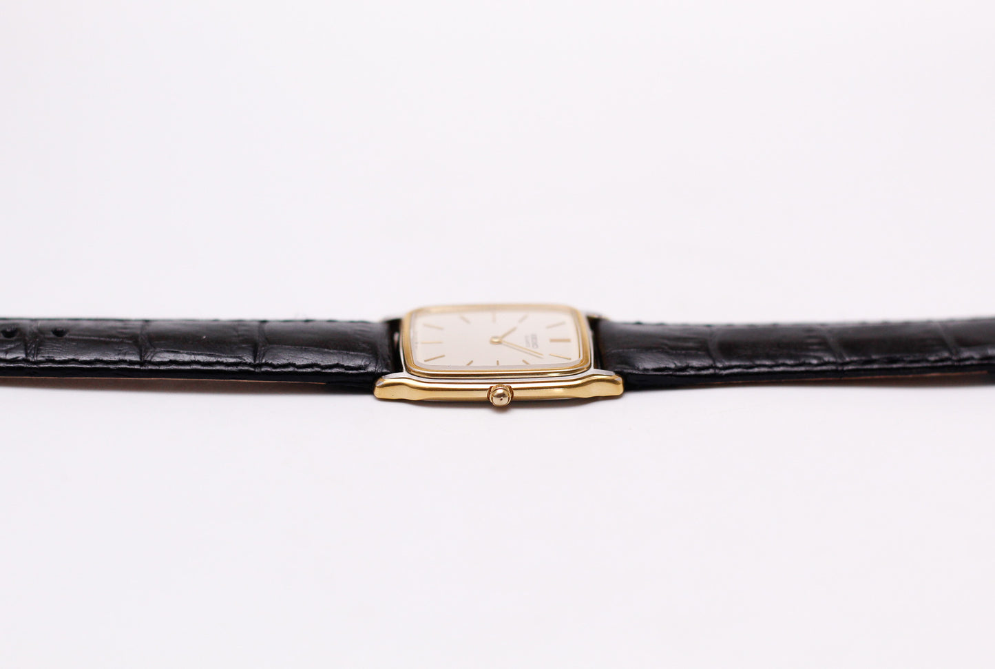1986 Seiko Quartz Light White Dial Two Tone Case Men's Wrist-Watch