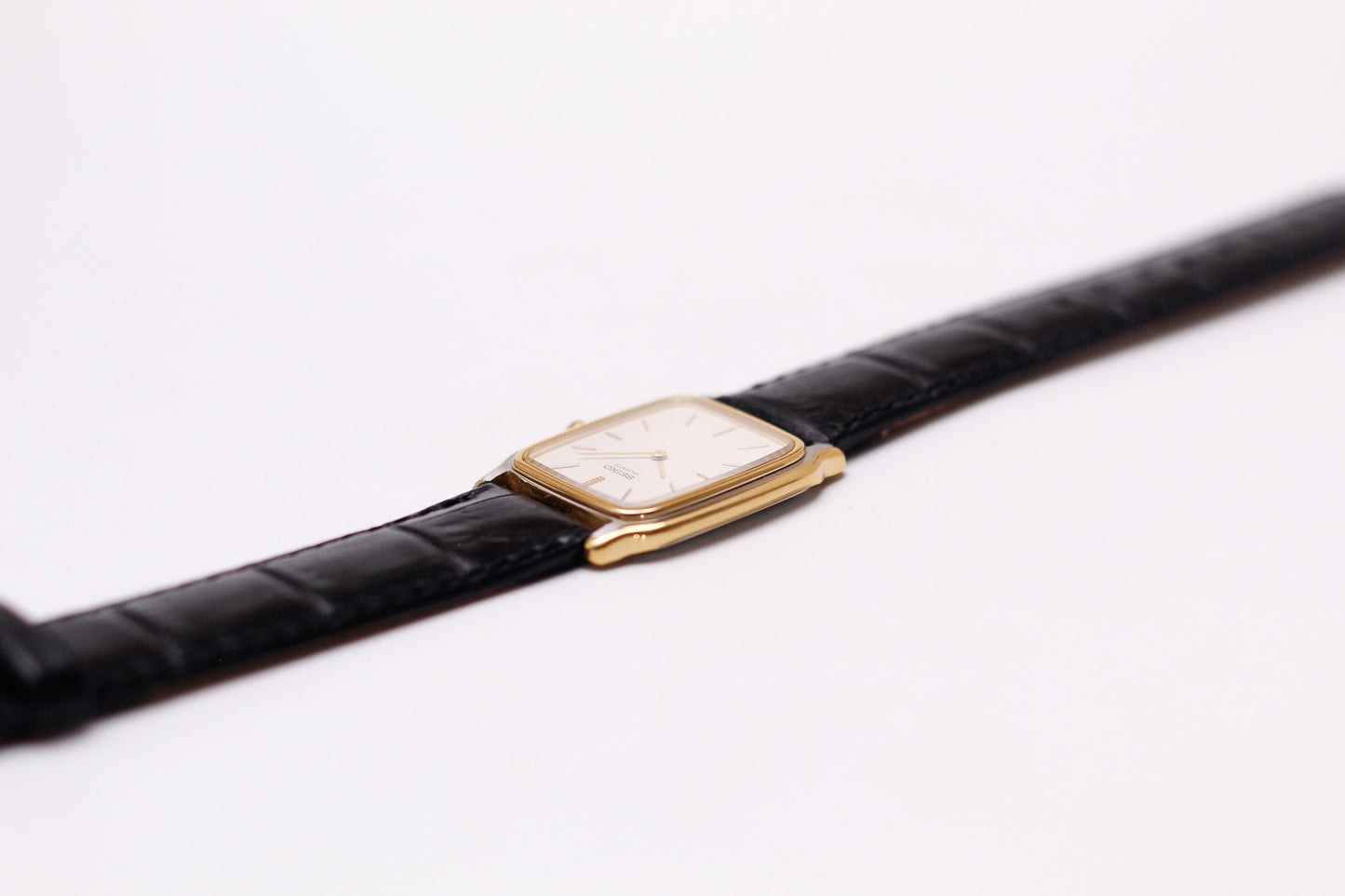 1986 Seiko Quartz Light White Dial Two Tone Case Men's Wrist-Watch