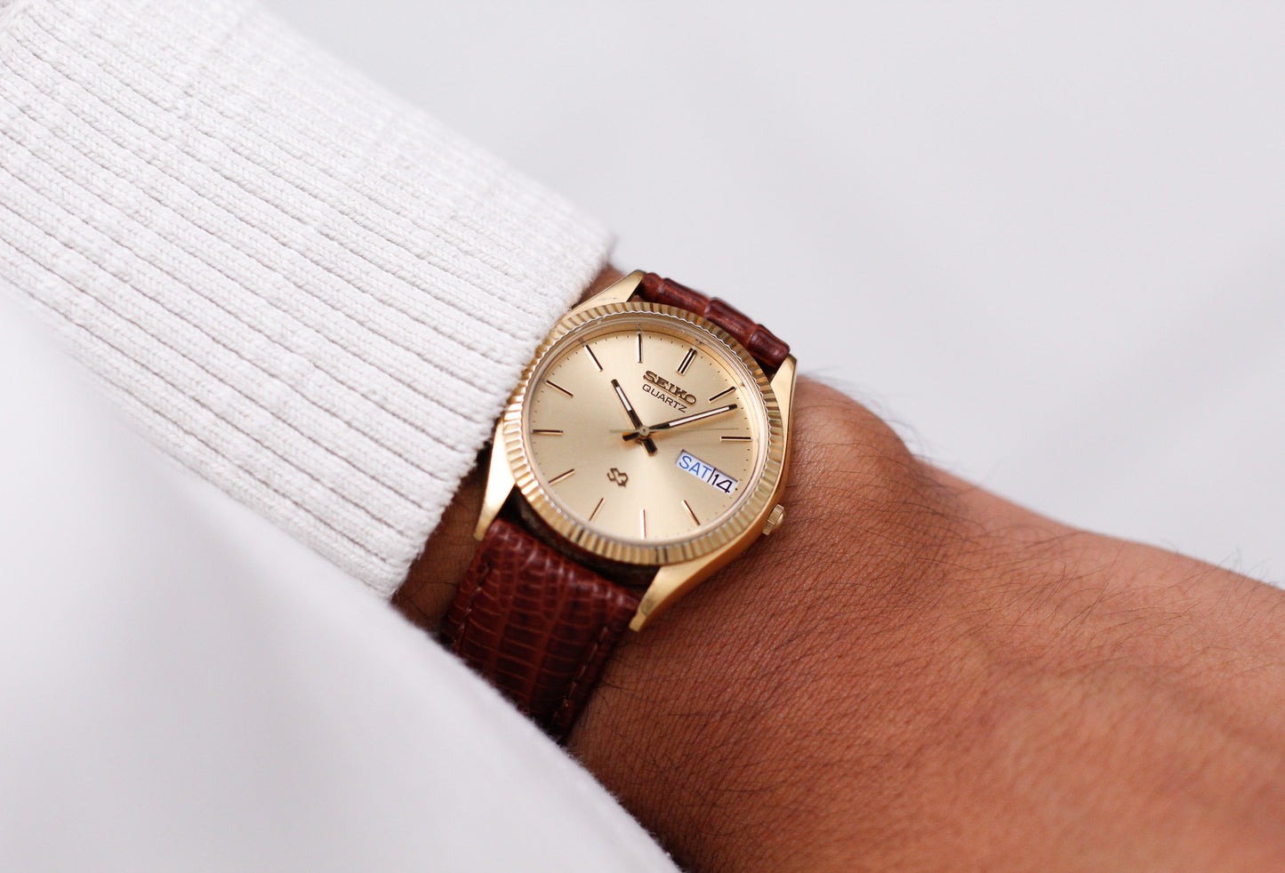 1985 Seiko SQ Quartz Brushed Golden Dial Fluted Bezel Men's Wrist-Watch