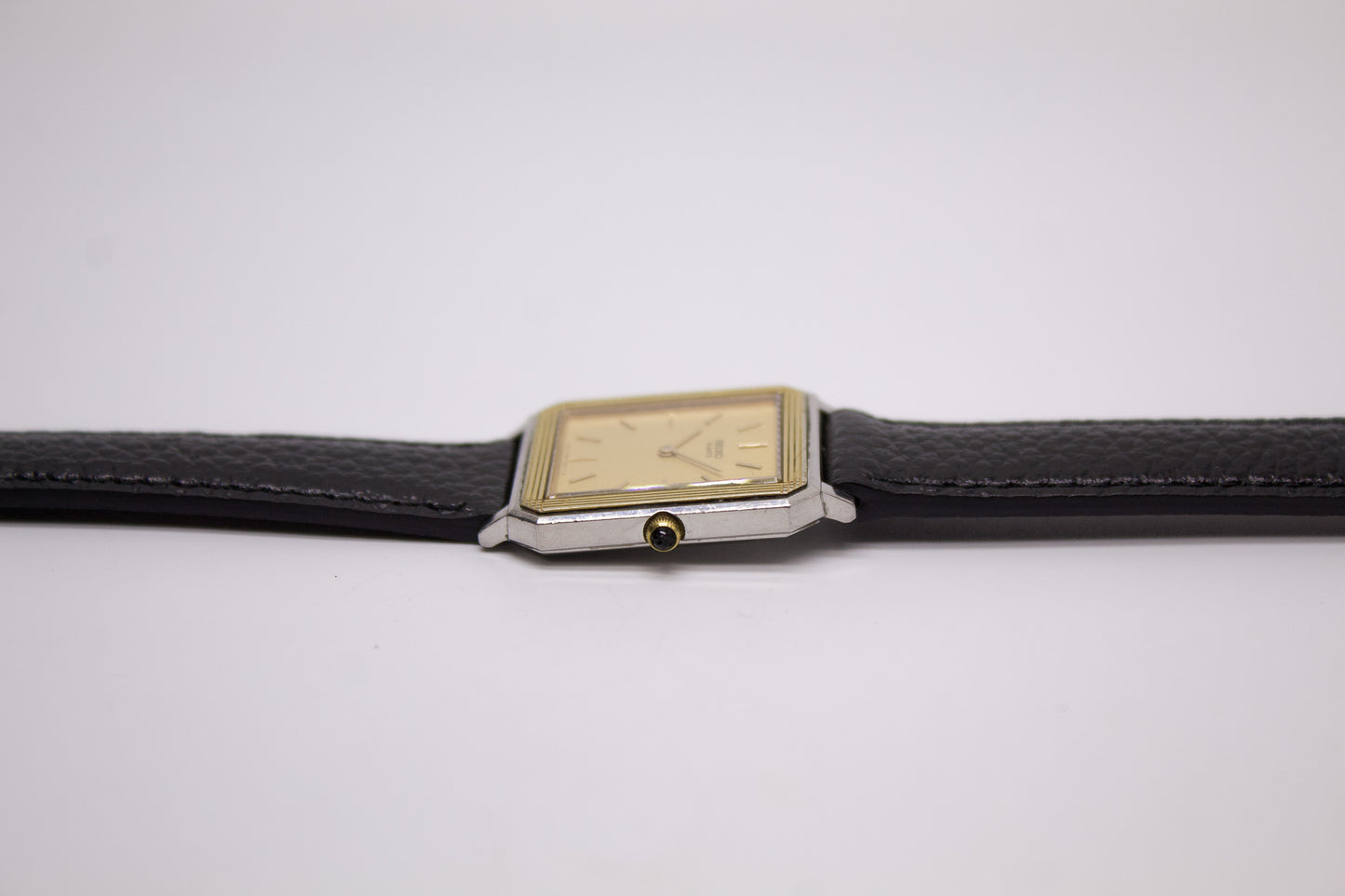 1979 Seiko Quartz Golden Washi Dial Two Tone Men's Wrist-Watch