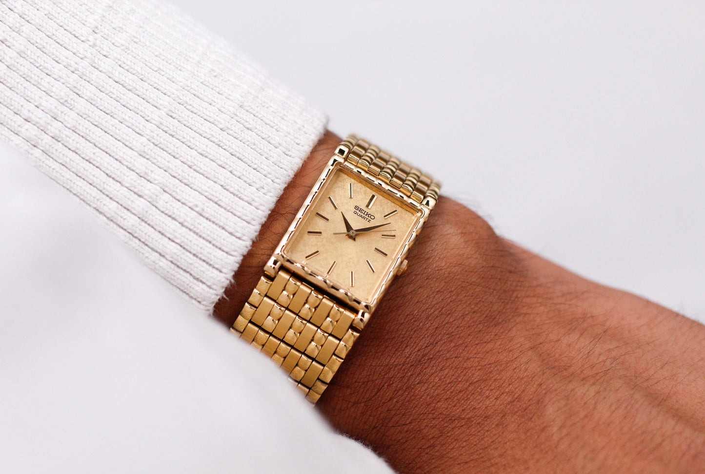 [Near Mint] 1996 Seiko Quartz Golden Snowflake Dial Men's Wrist-Watch W/Box & Tag
