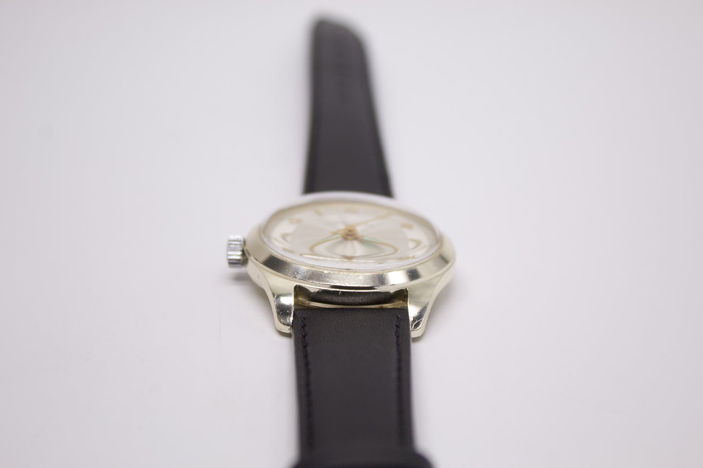 [Serviced] 1960s Saxony Mechanical Tri-Textured Dial Men's Wrist-Watch