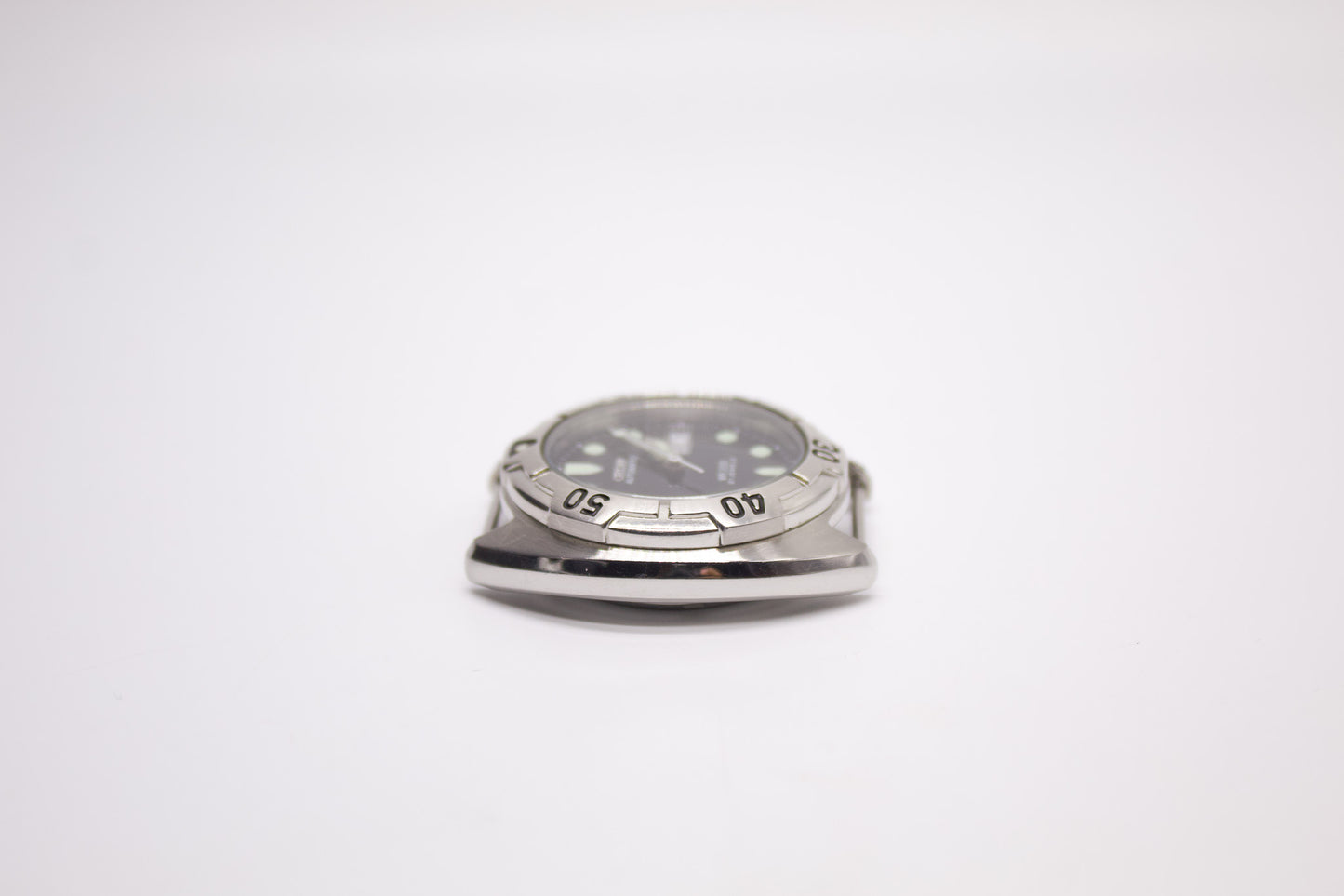 1980s Citizen Automatic Deep Inky Black Dial Men's Compact Diver Wrist-Watch