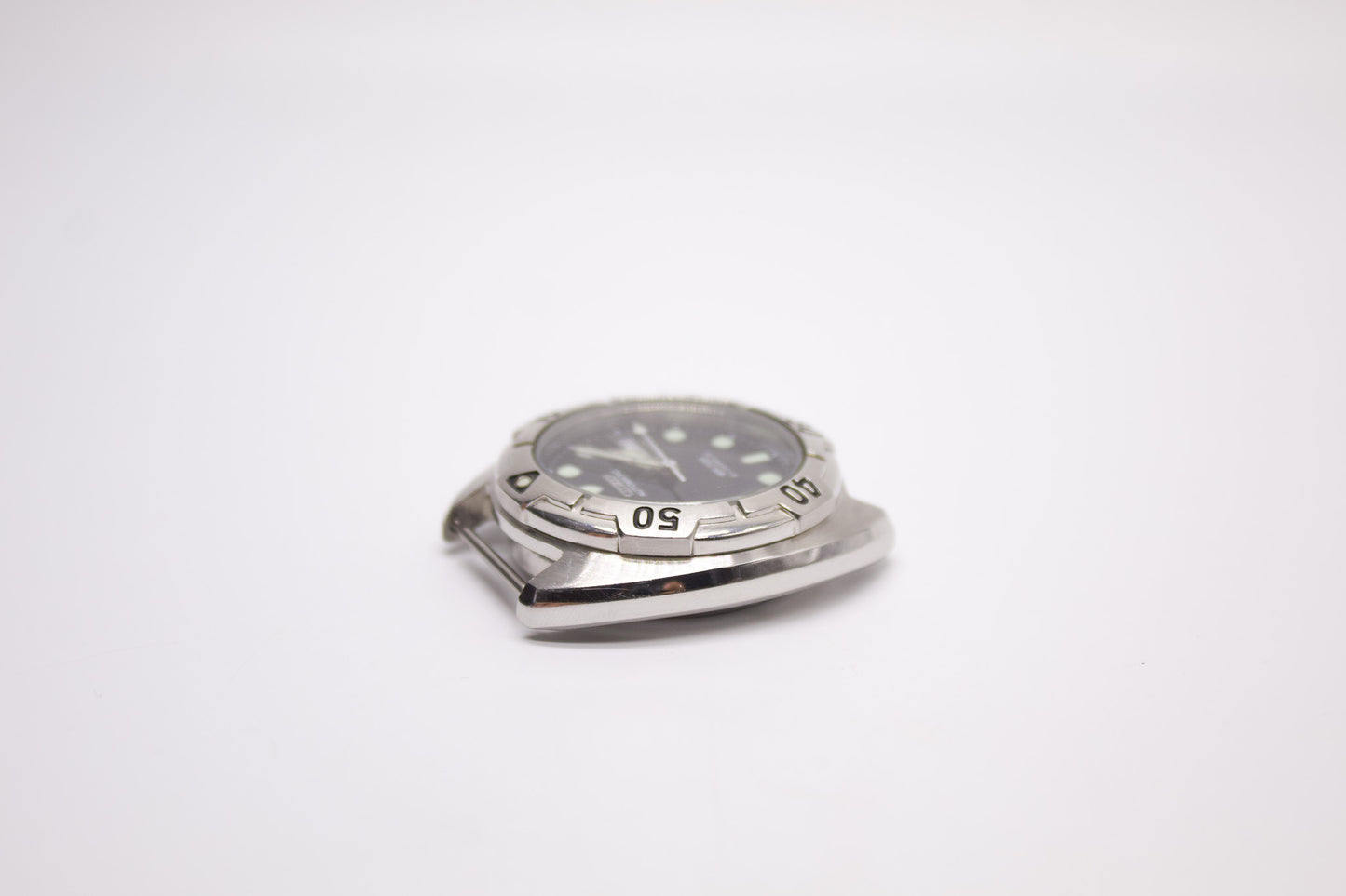 1980s Citizen Automatic Deep Inky Black Dial Men's Compact Diver Wrist-Watch