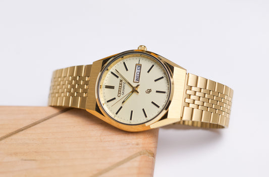 [Near Mint] 1991 Citizen Quartz Pale Golden Dial Men's Wrist-Watch