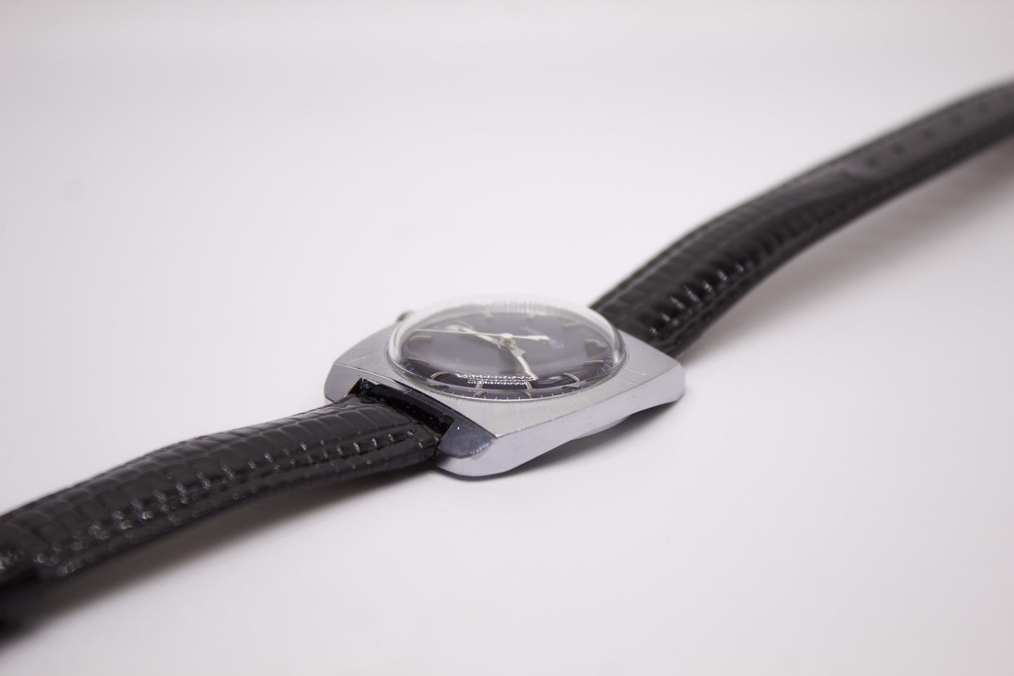 [Serviced] 1964 Timex Electronic Tri-Textured Midnight Blue Dial Men's Wrist-Watch