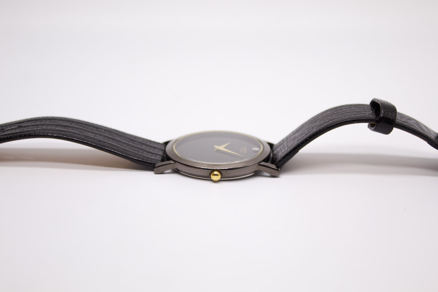 1990s Seiko Quartz Inky Black Dial Men's Wrist Watch Full-Set
