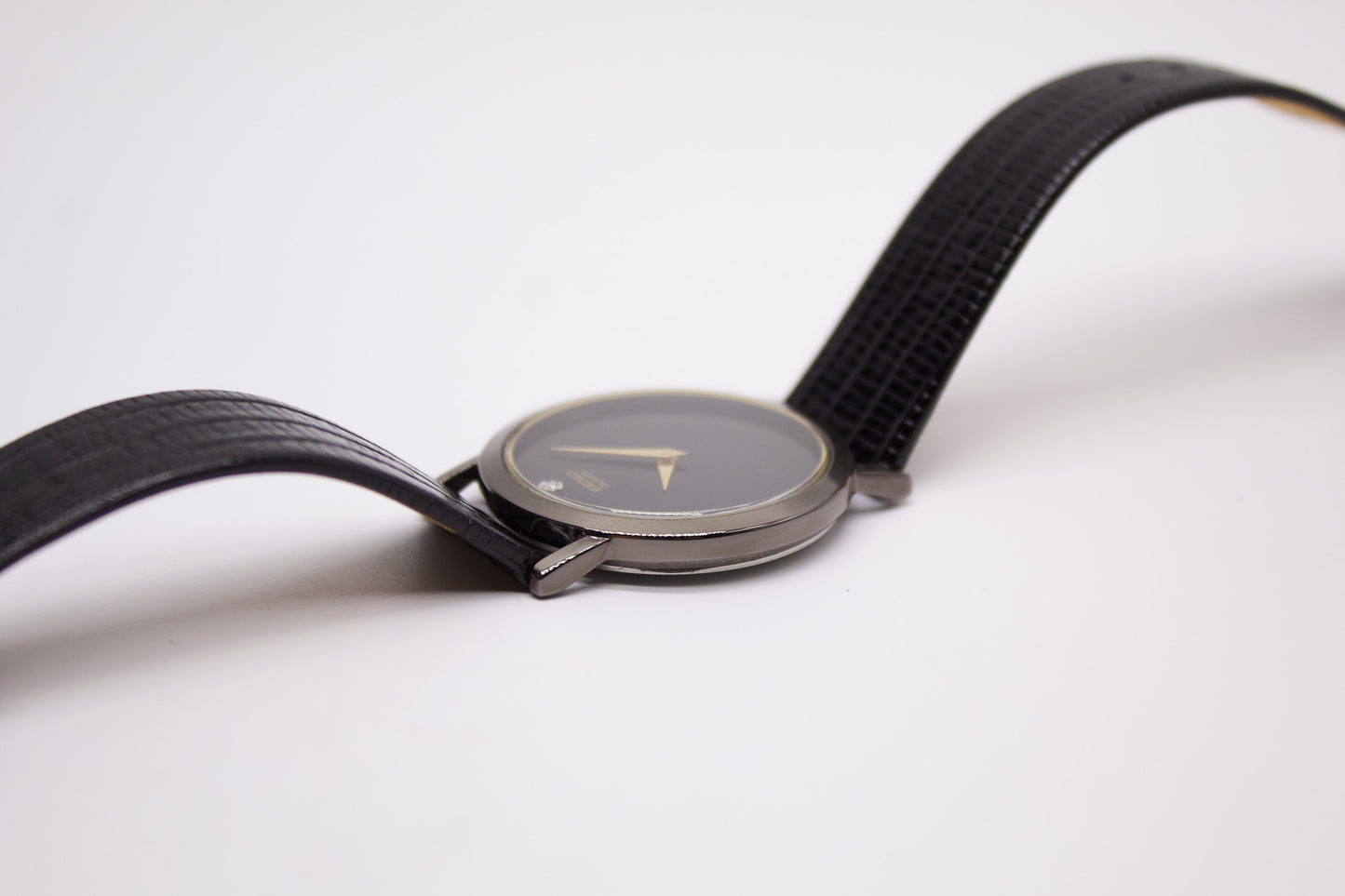 1990s Seiko Quartz Inky Black Dial Men's Wrist Watch Full-Set