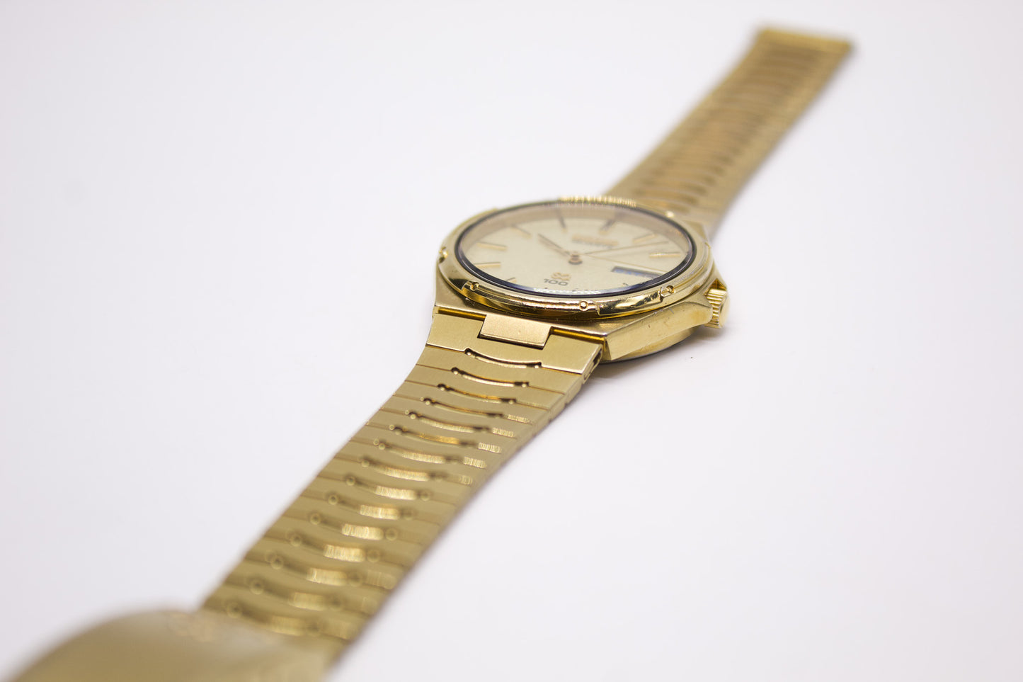 1984 Seiko SQ 100 Golden Frost Dial Men's Wrist-Watch W/Box