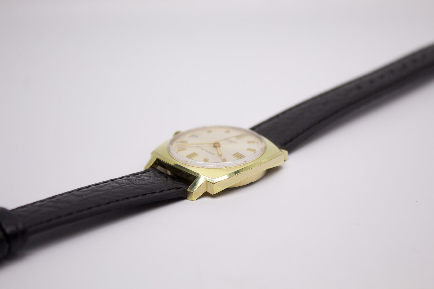 [Serviced] 1960s Caravelle Mechanical Silver Sunburst Dial Men's Wrist-Watch