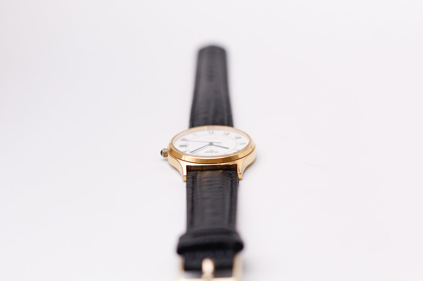 1979 Pulsar Quartz Brilliant White Roman Dial Men's Wrist-Watch
