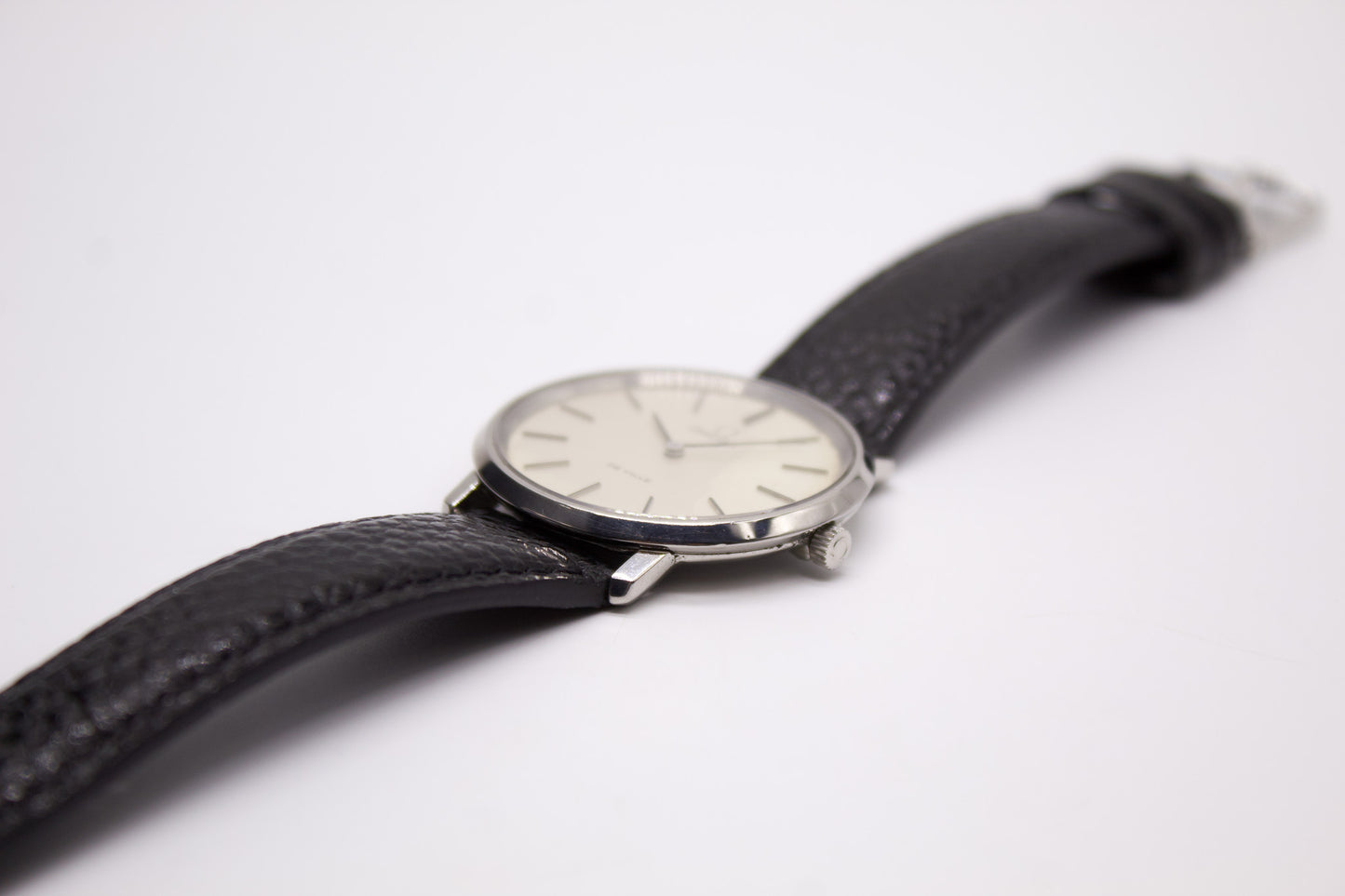 [Serviced] 1970s Omega De Ville Mechanical Straight Grain Silver Dial
