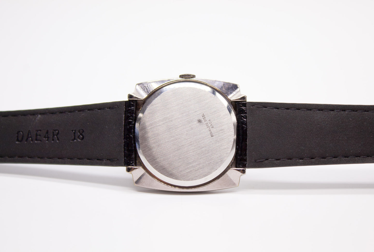 [Serviced] 1960s Waltham Mechanical Inky Black Dial Men's Wrist-Watch