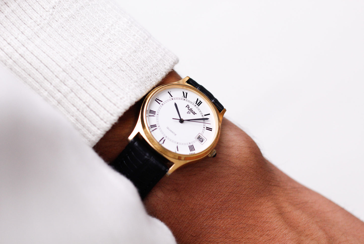 1979 Pulsar Quartz Brilliant White Roman Dial Men's Wrist-Watch