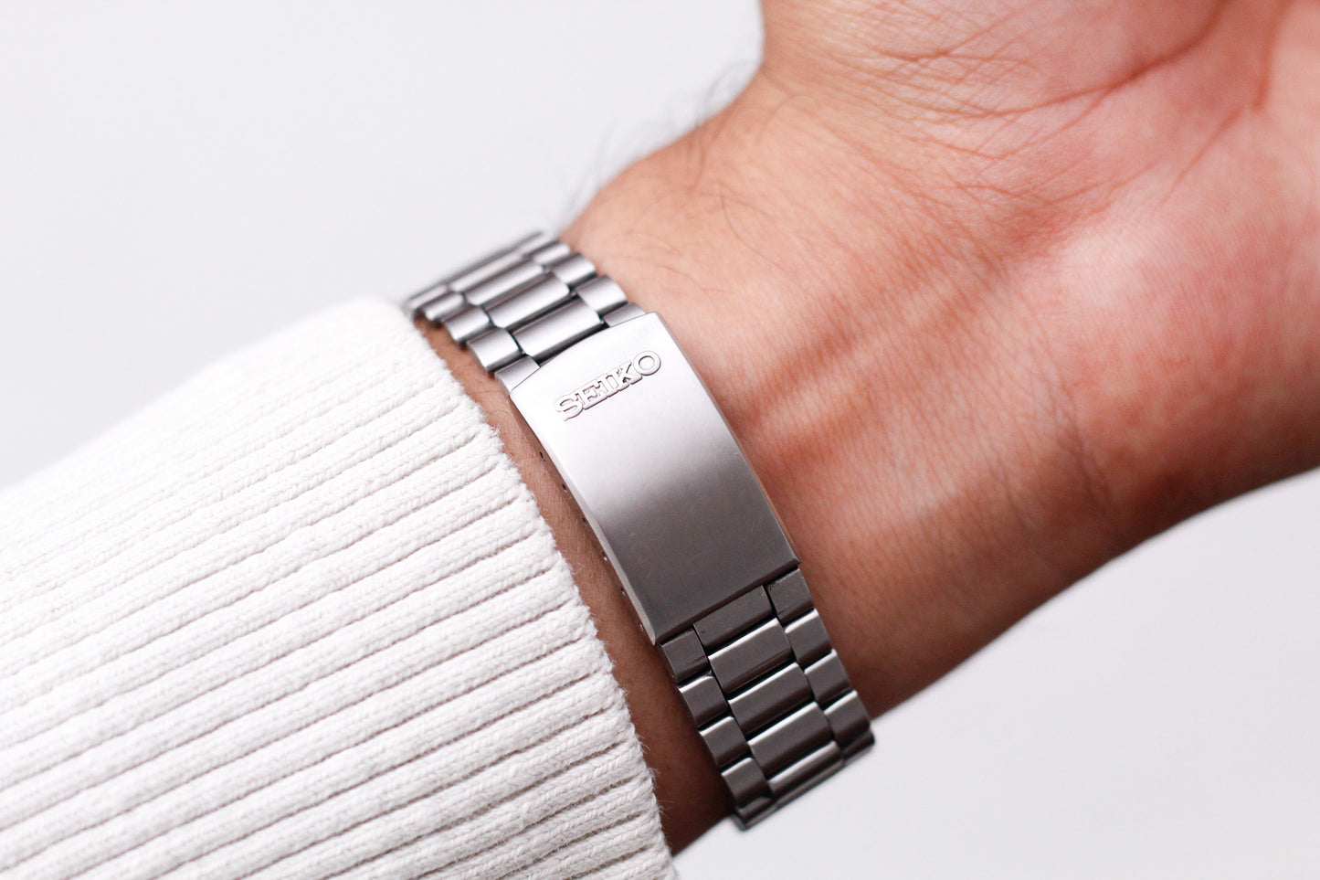 1980 Seiko Silverwave Straight Grain Silver Dial Men's Wrist-Watch