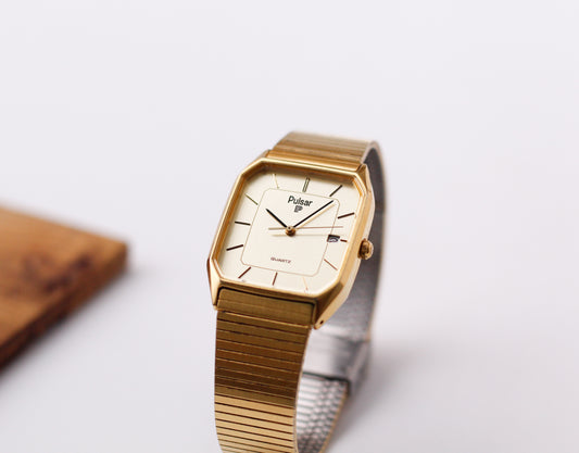 1995 Pulsar Quartz Straight Grain Golden Dial Men's Wrist-Watch